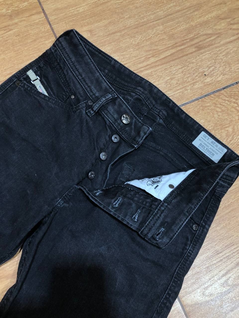 Diesel VINTAGE DIESEL JEANS STREETWEAR FADED Y2K Size US 28 / EU 44 - 6 Thumbnail