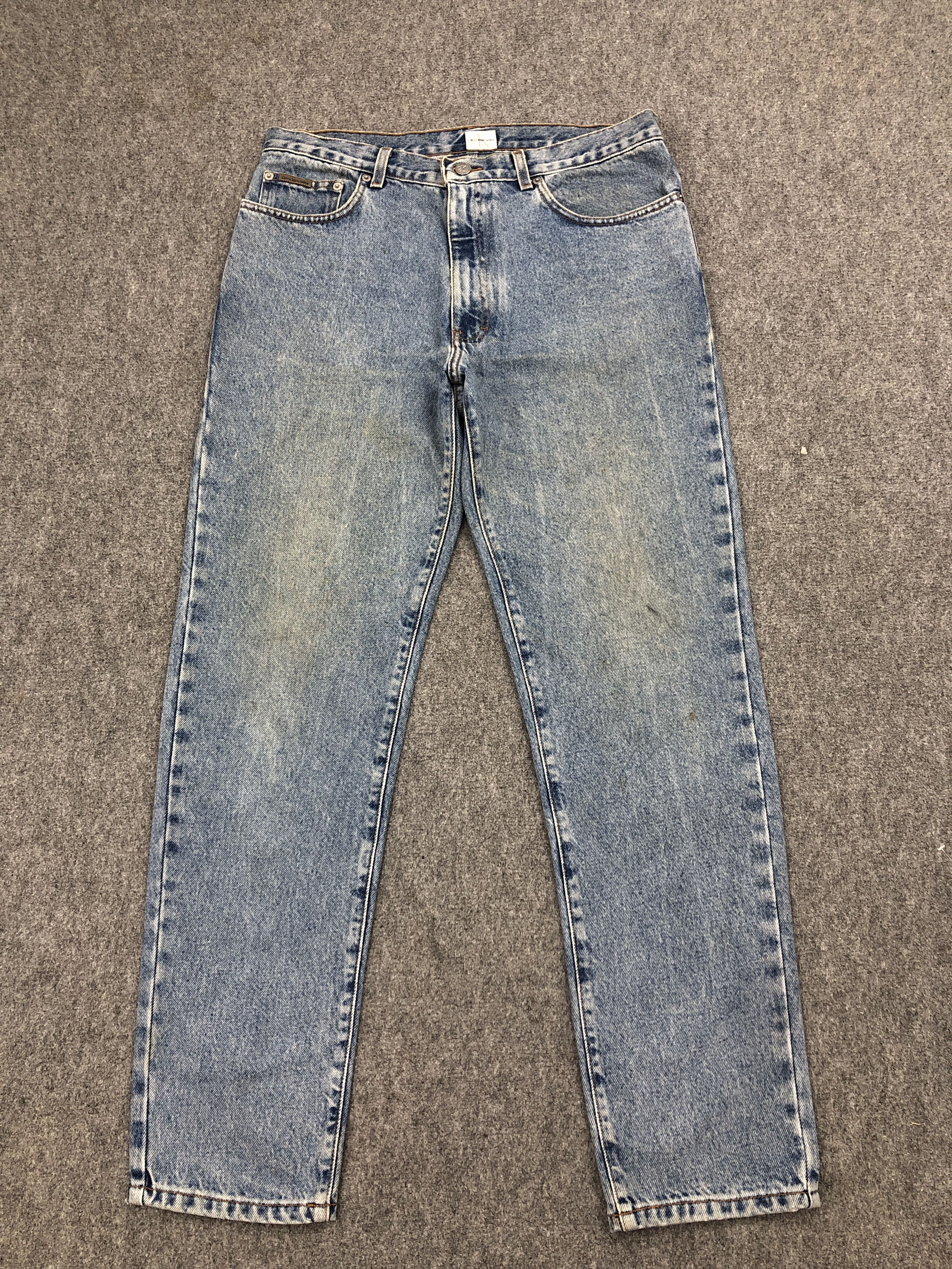 Calvin Klein Vintage Calvin Klein Faded Blue Jeans 34x30.5 S0024 Size US 34 / EU 50 - 1 Thumbnail