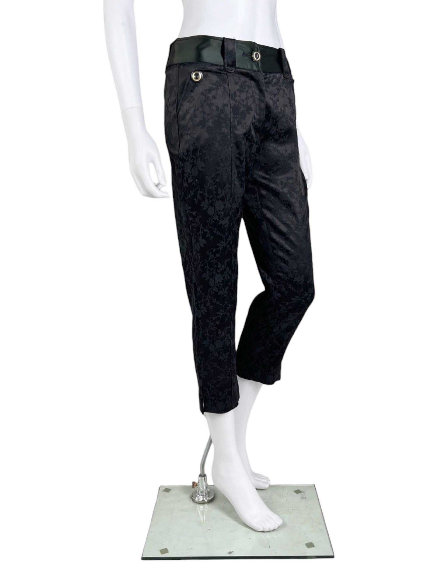 Dolce & Gabbana Black Floral Capri Pants Size 27" / US 4 / IT 40 - 2 Thumbnail