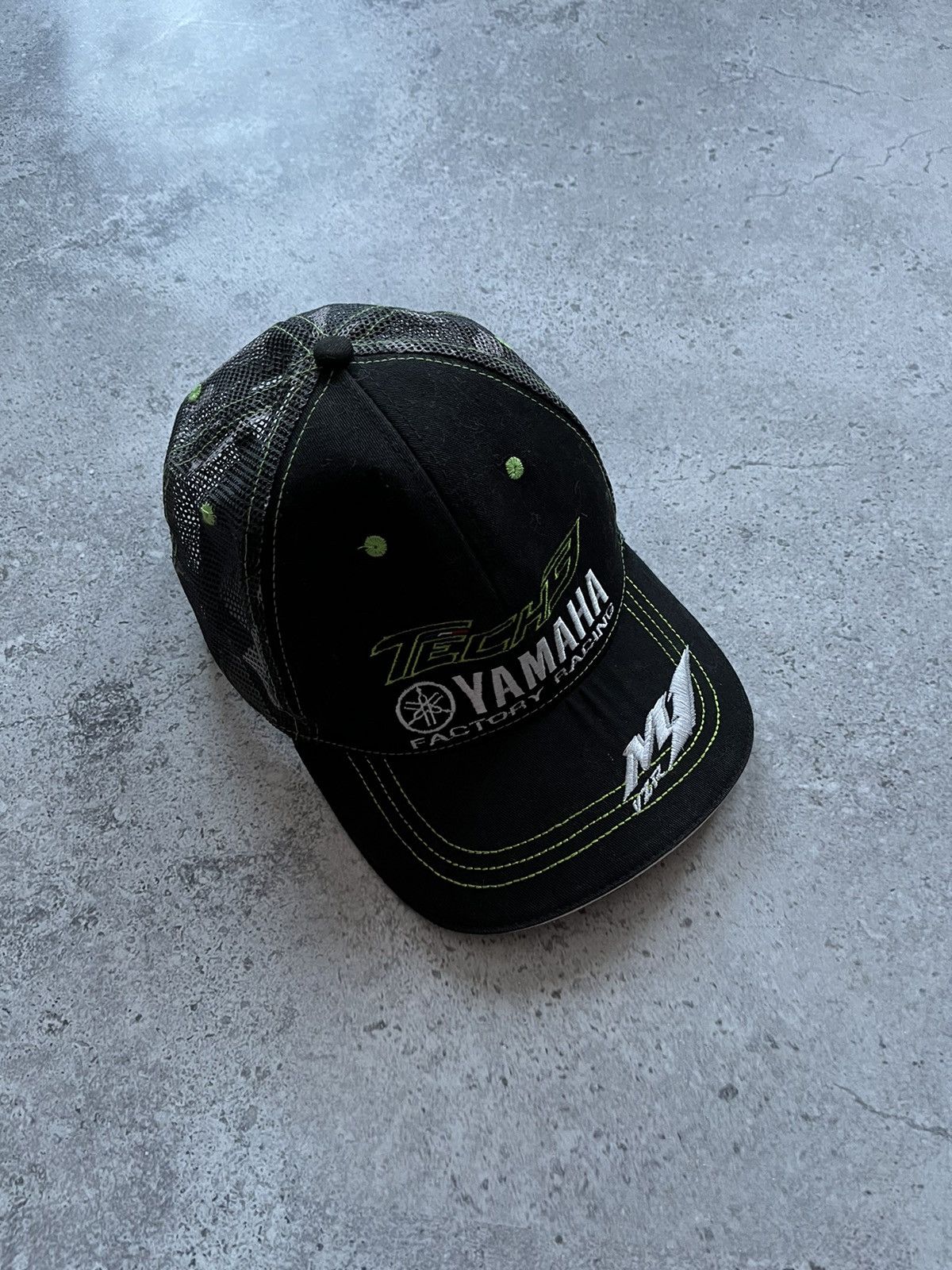 NASCAR × Yamaha Yamaha Tech3 Racing F1 Black Camo Mesh Cap Y2K Nascar Rare Size ONE SIZE - 2 Thumbnail