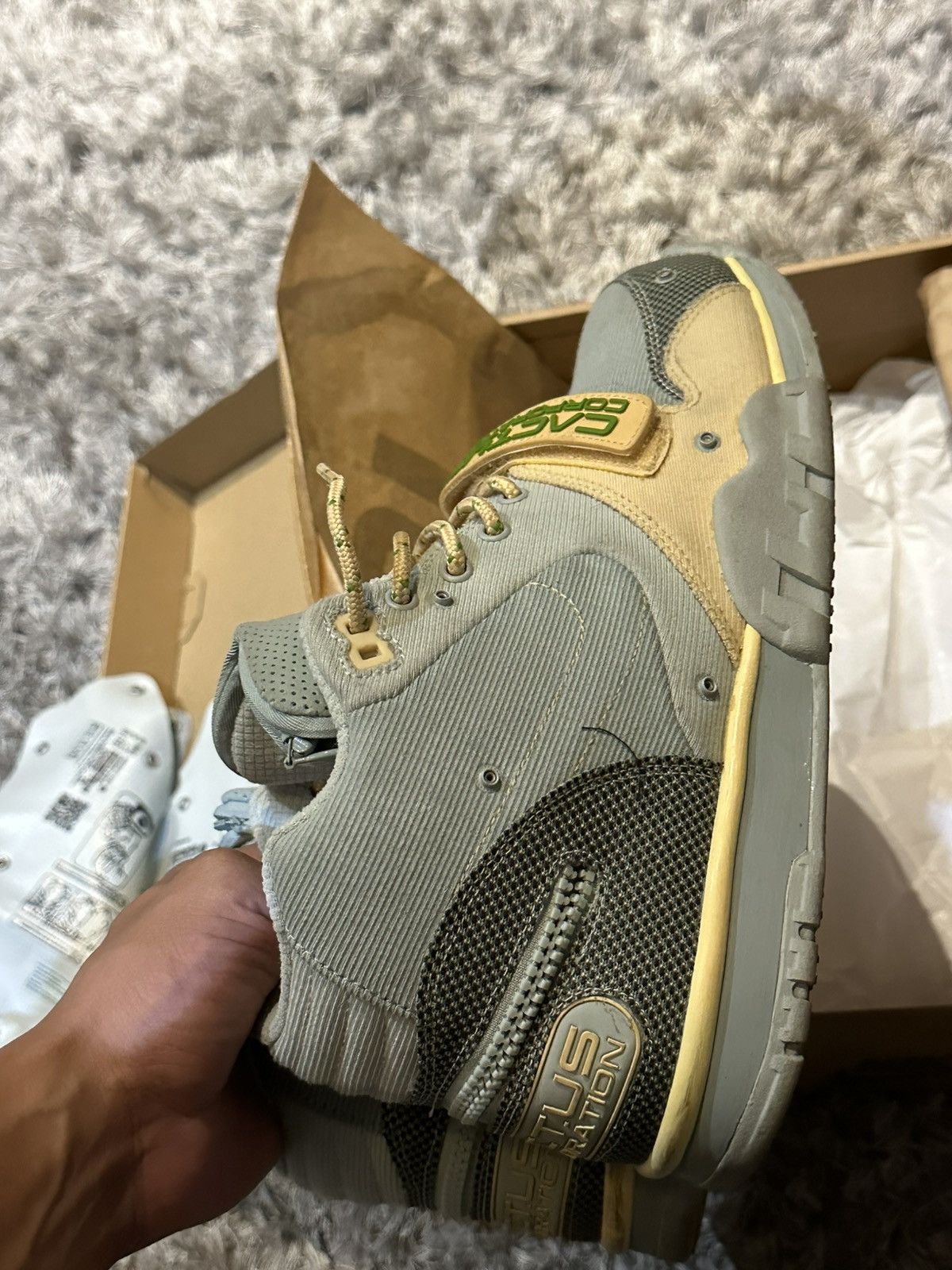Nike × Travis Scott Travis scott cactus jack air trainer sneakers Size US 10 / EU 43 - 6 Thumbnail