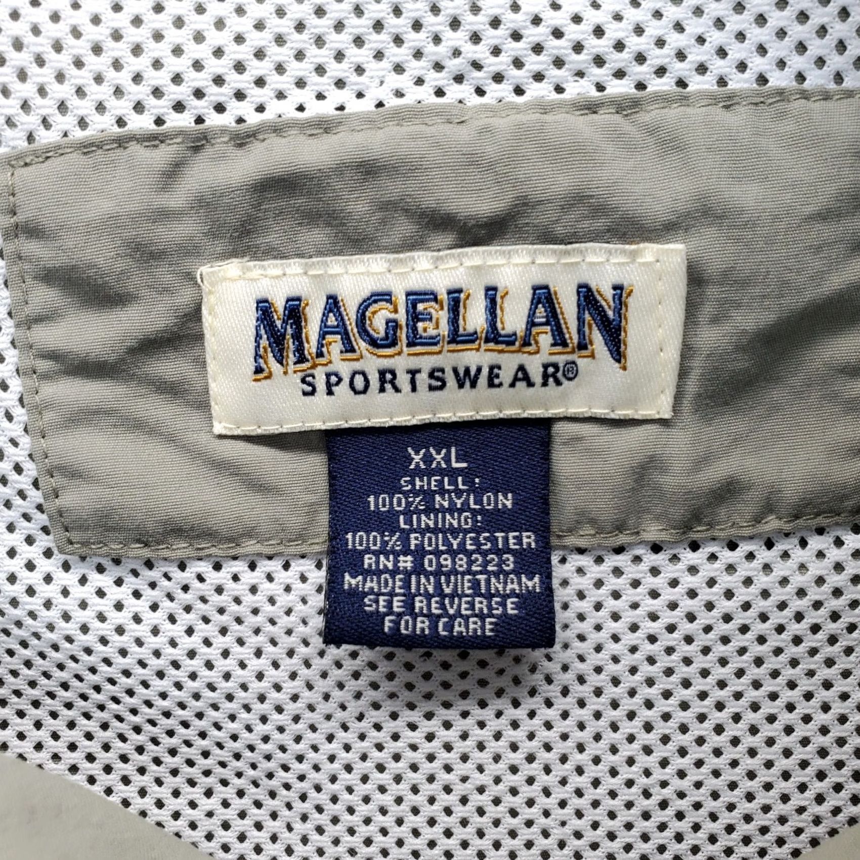 Vintage Magellan Magellan Sportswear Fishing Shirt Mens 2XL Button-Up Green Pocket Detail Collared Long Sleeve Size US XXL / EU 58 / 5 - 6 Thumbnail