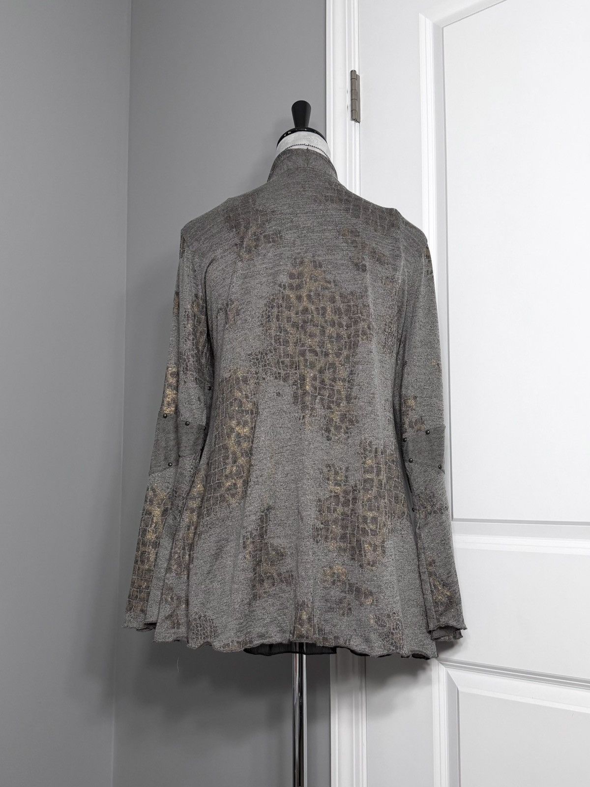 Other Vintage Mischa Leopard Print Gold Studded Ruffle Cardigan Size M / US 6-8 / IT 42-44 - 9 Thumbnail