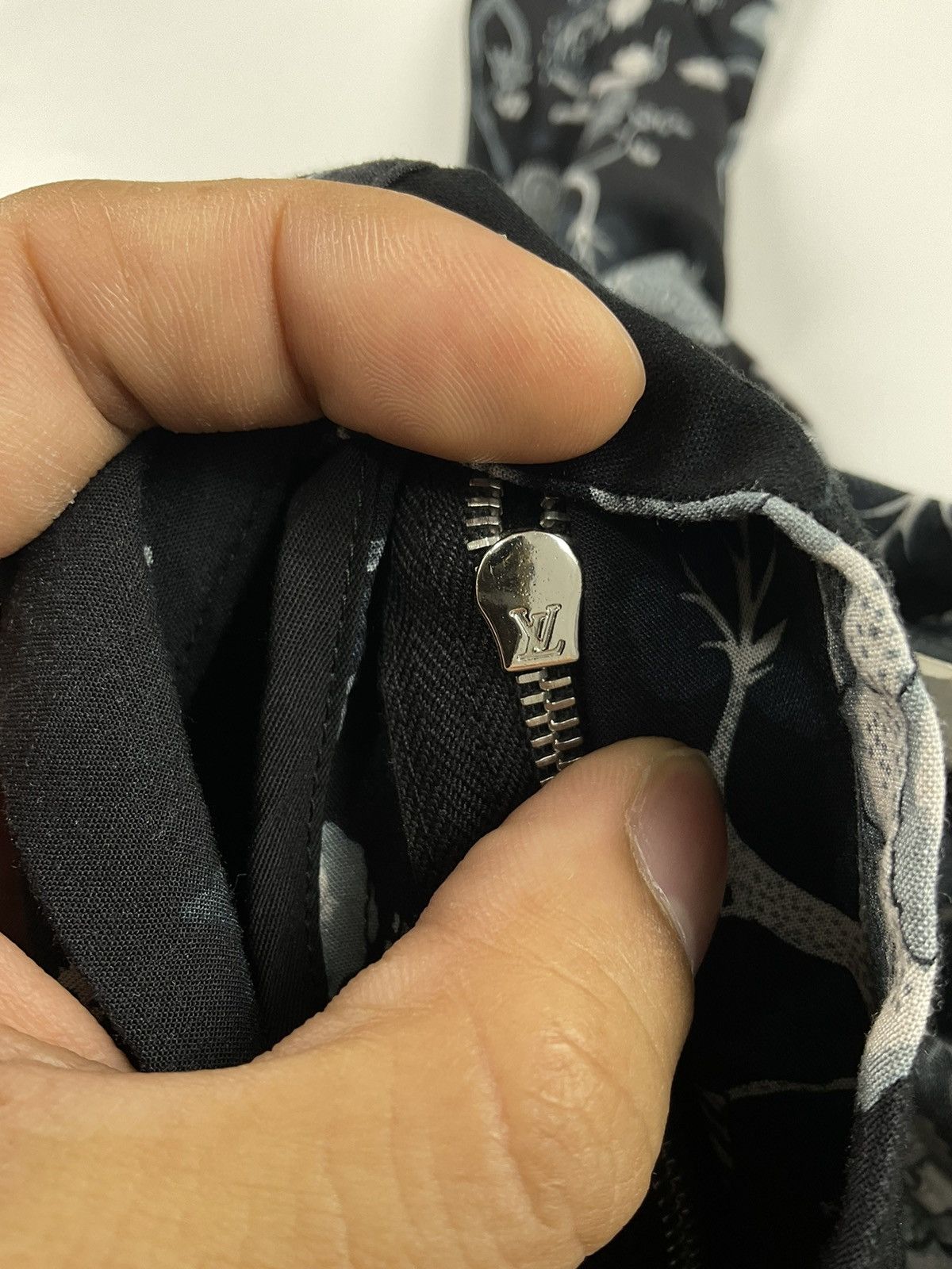 Louis Vuitton Louis Vuitton F/W'13 Chapman Brothers Garden in Hell Pants Size US 30 / EU 46 - 11 Thumbnail