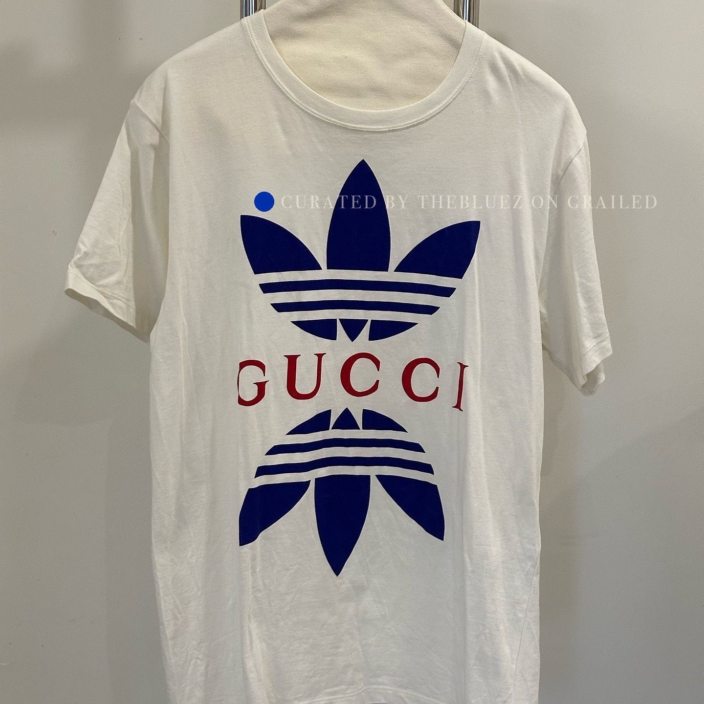 Gucci Custom Logo T-Shirt in White Size US XS / EU 42 / 0 - 1 Thumbnail