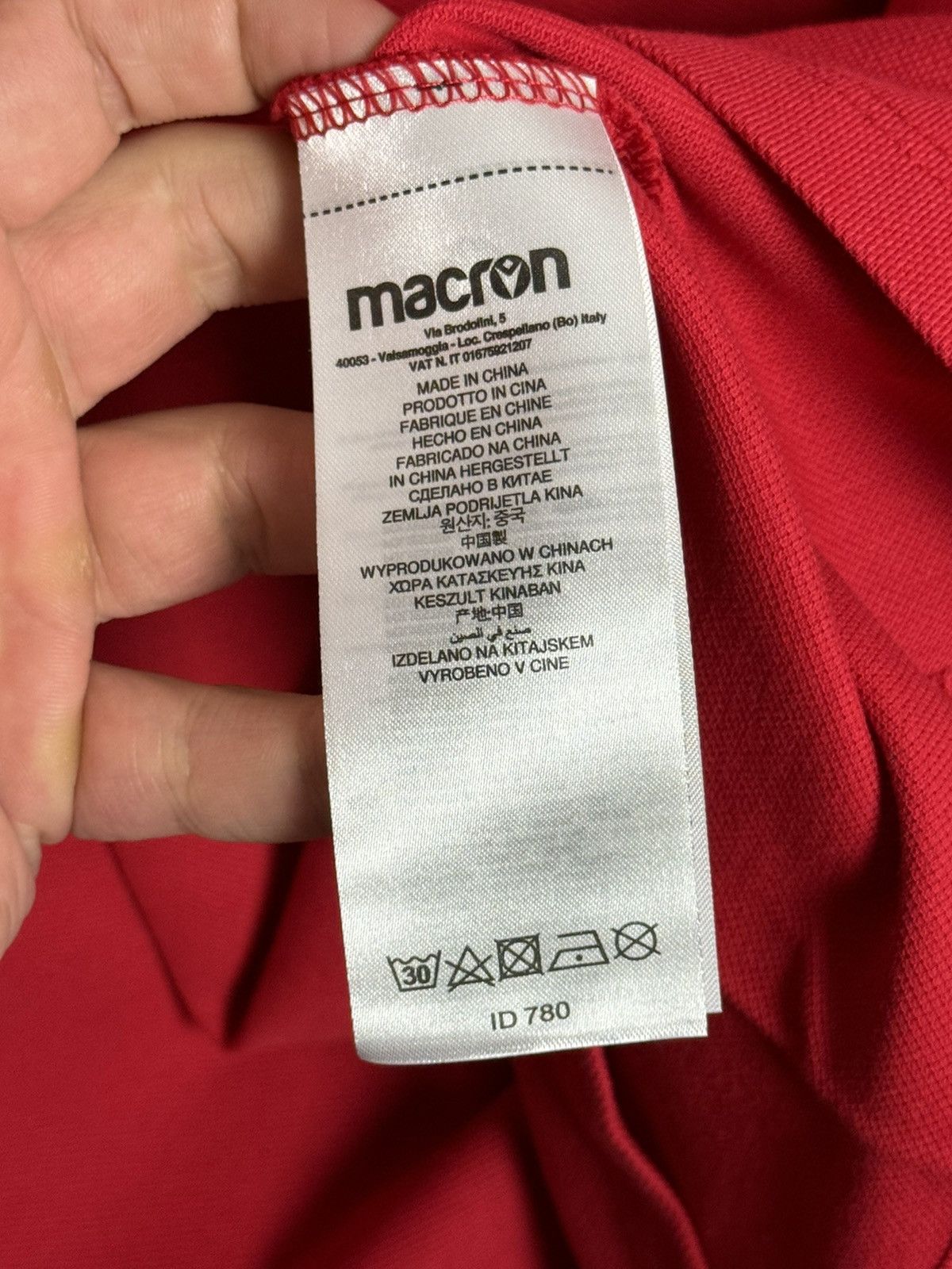Macron New Crvena Zvezda Red Star Training Football T-Shirt Size US M / EU 48-50 / 2 - 6 Thumbnail