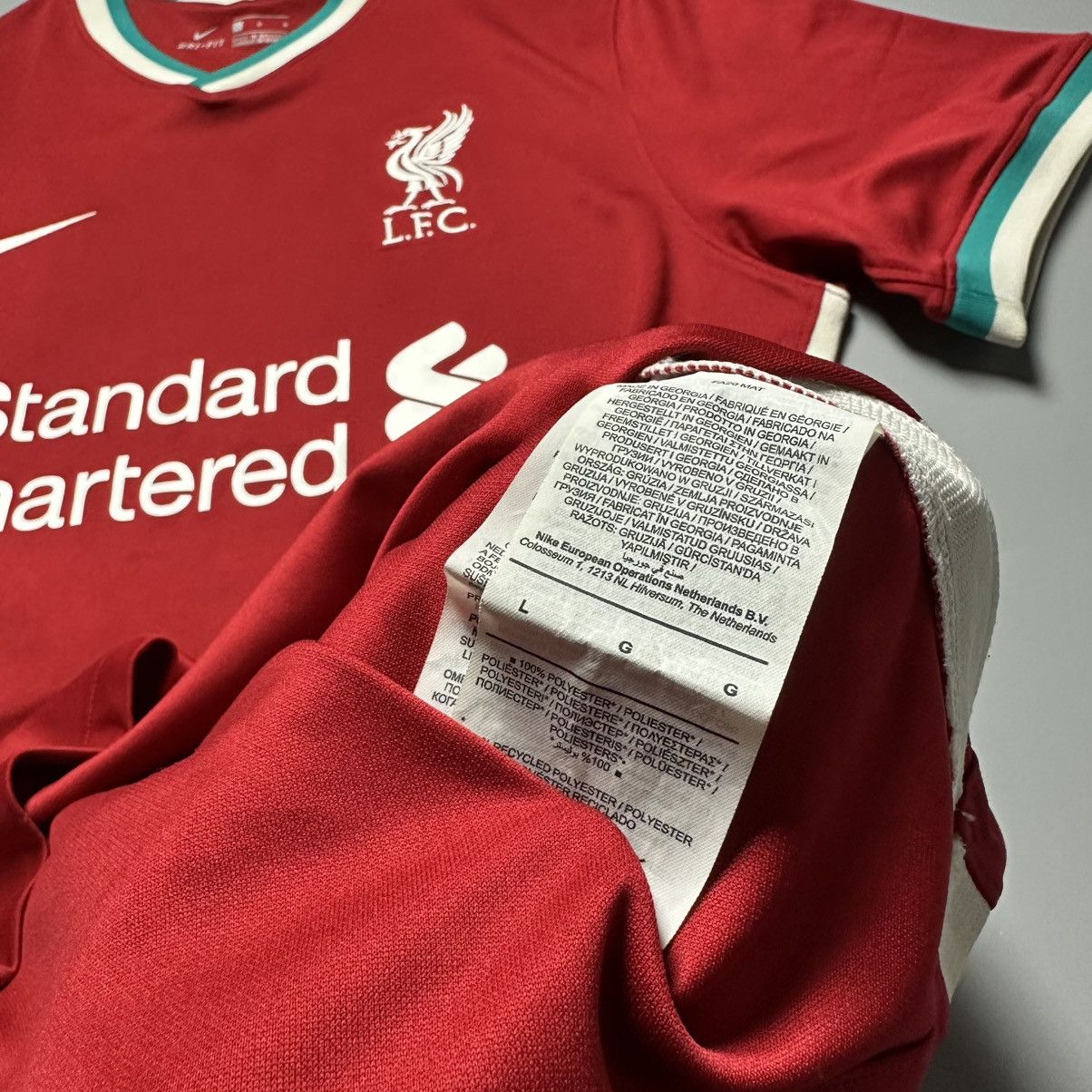 Vintage LIVERPOOL NIKE 2020/2021 FOOTBALL HOME JERSEY #20 DIOGO JOTA Size US L / EU 52-54 / 3 - 11 Thumbnail