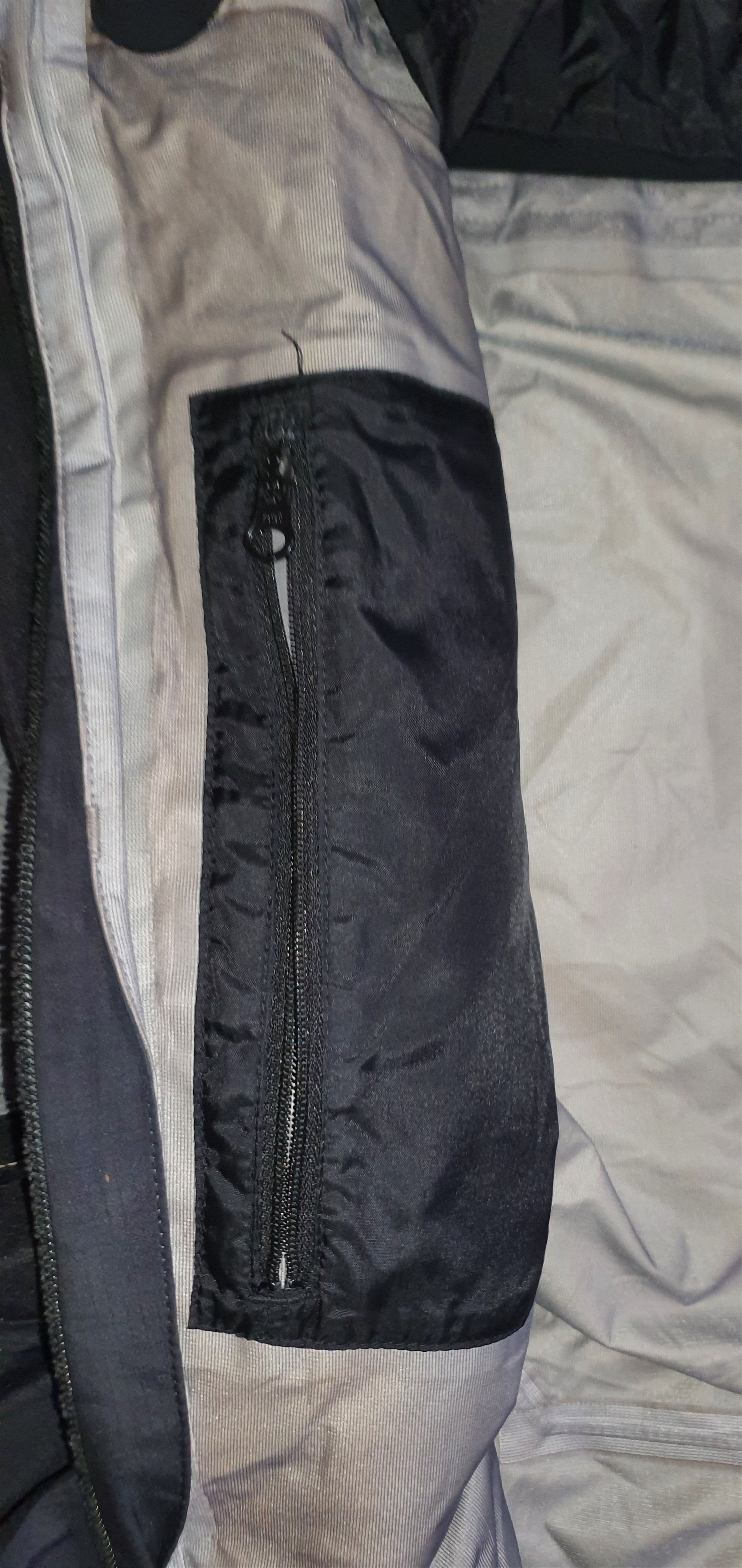 Other Salewa waterproof jacket Size US L / EU 52-54 / 3 - 7 Thumbnail