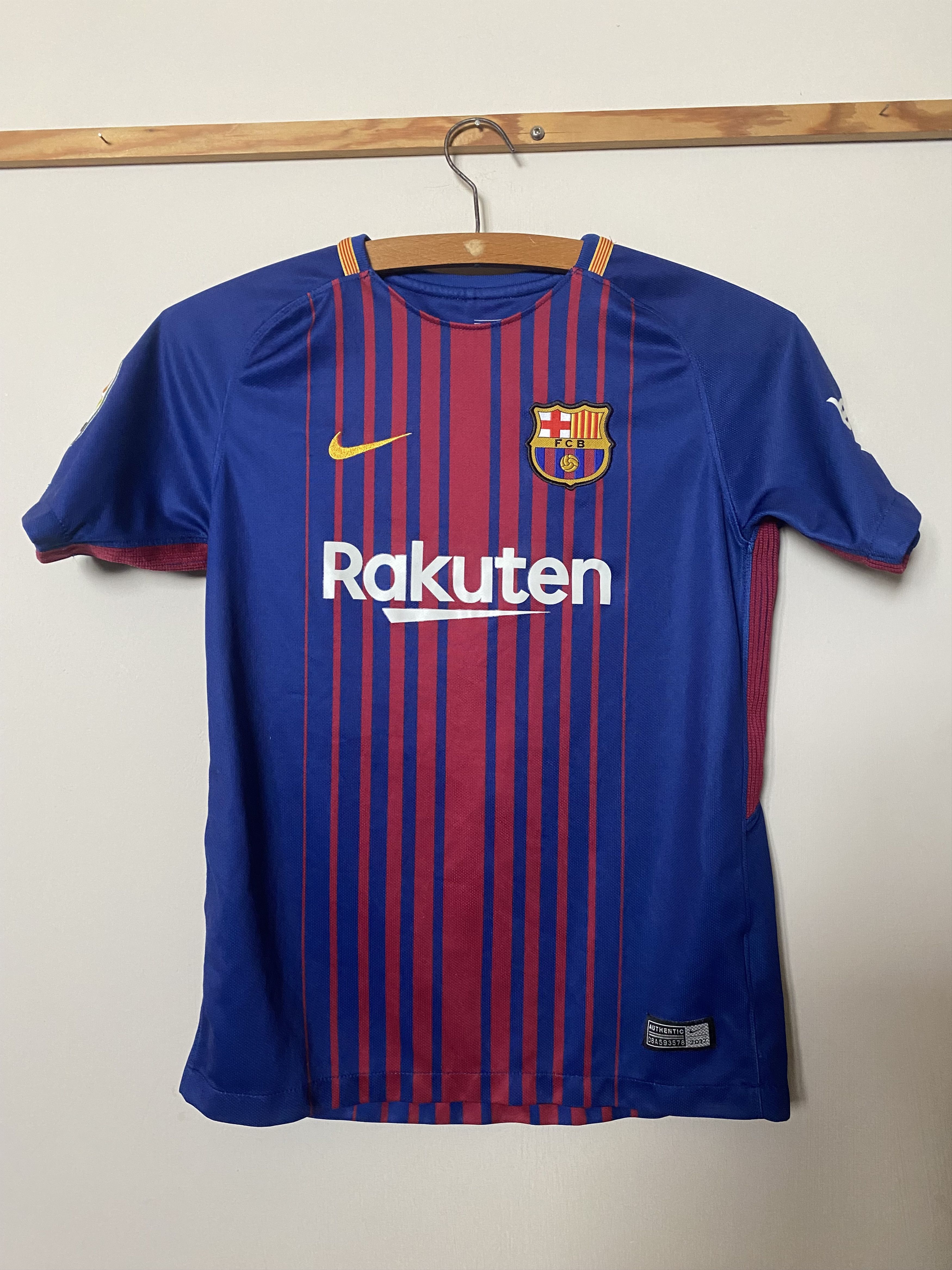 Nike FC BARCELONA #11 MAGNUS 2017 - 2018 Nike 137 - 147 - UNIQUE Size US XXS / EU 40 - 2 Thumbnail