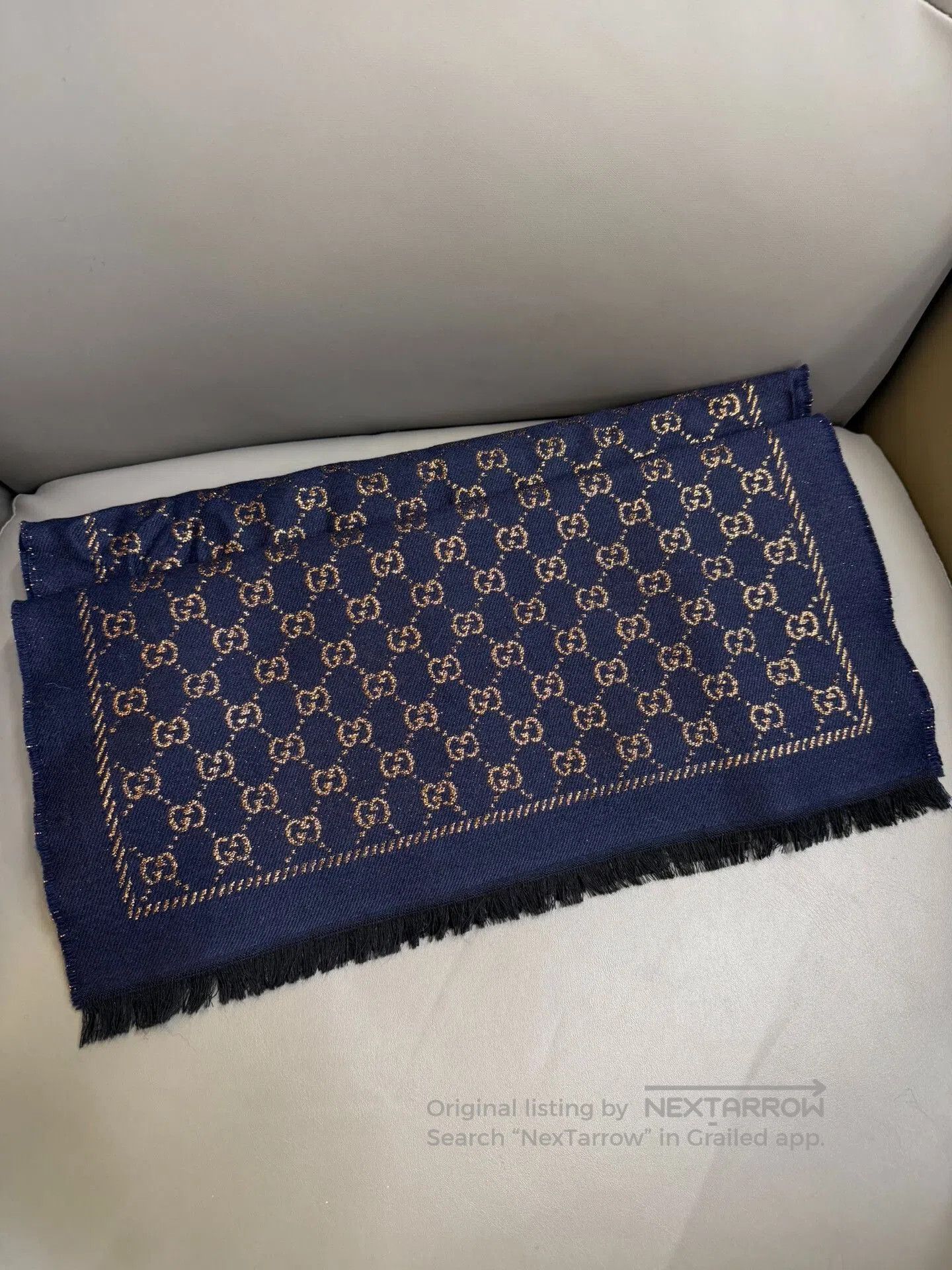 Gucci Gucci Gold Logo Cashmere Scarf 40x180cm. Size ONE SIZE - 1 Thumbnail