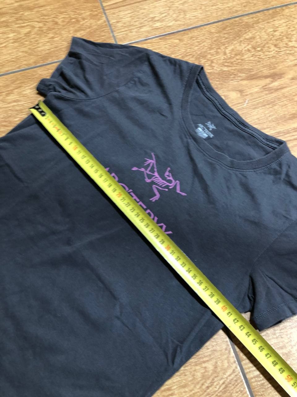 Arc'teryx Arcteryx center Logo Graphic T-Shirt streetwear Size S / US 4 / IT 40 - 6 Thumbnail