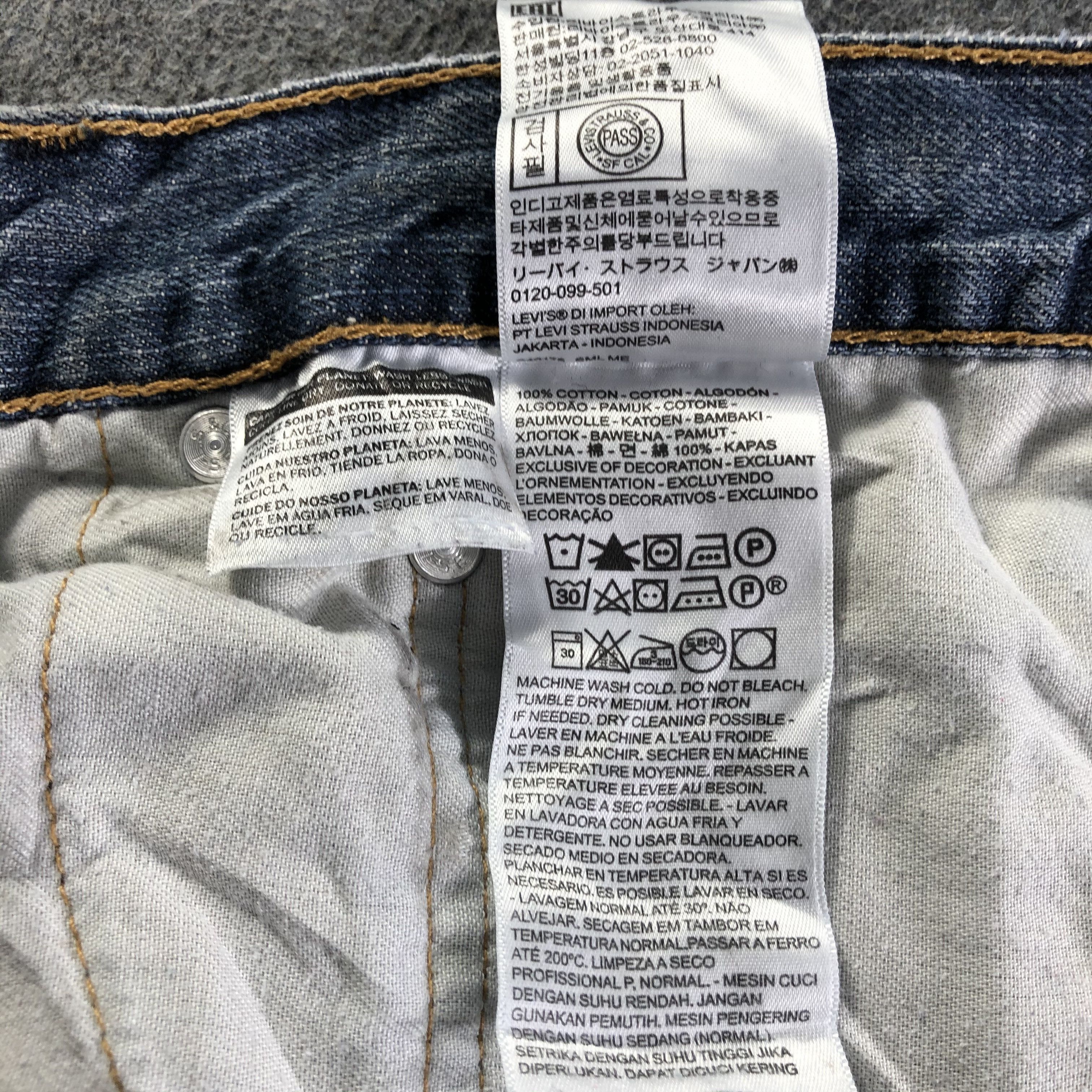 Levi's Vintage Levis 559 Jeans-J4465 Size US 39 - 11 Thumbnail