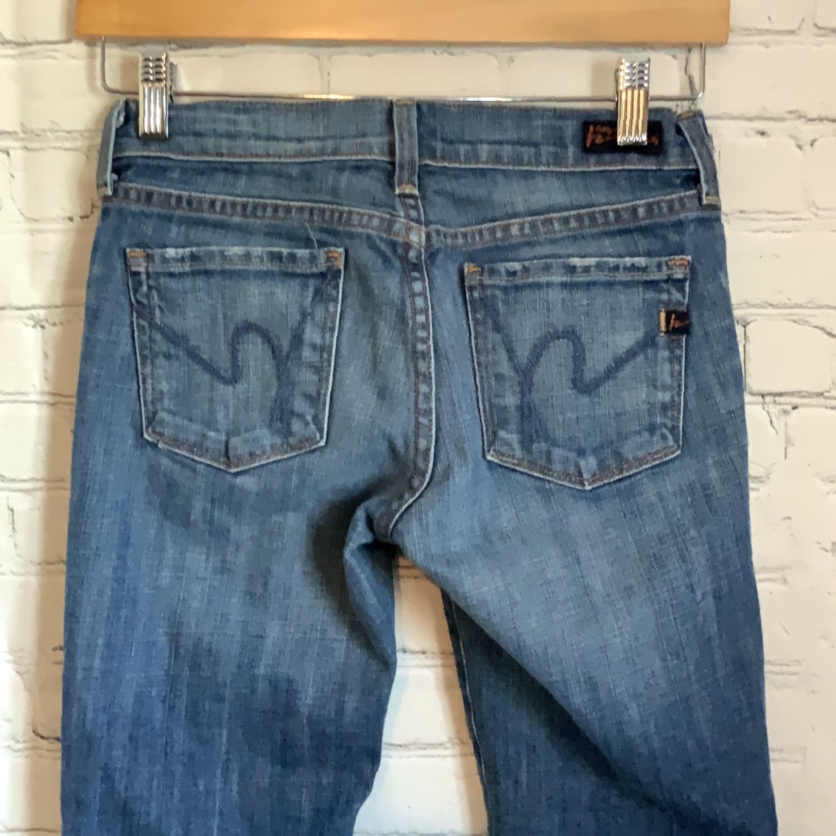 Citizens Of Humanity Citizens of Humanity Women’s Jeans Cropped Low waist Kelly #63 Stretch 25 Blue Cropped Jeans Womens Leg Opening 7” Inseam 23” Size 42" / US 20 - 3 Thumbnail