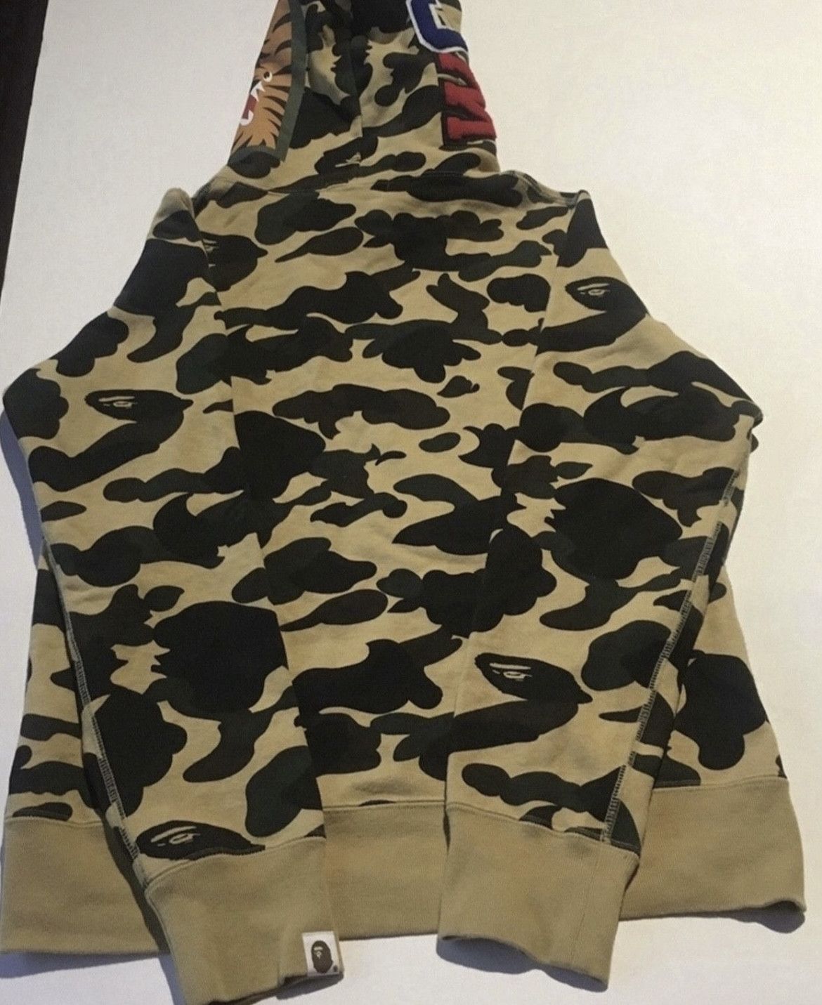 Bape Bape camo shark hoodie Size US S / EU 44-46 / 1 - 2 Thumbnail