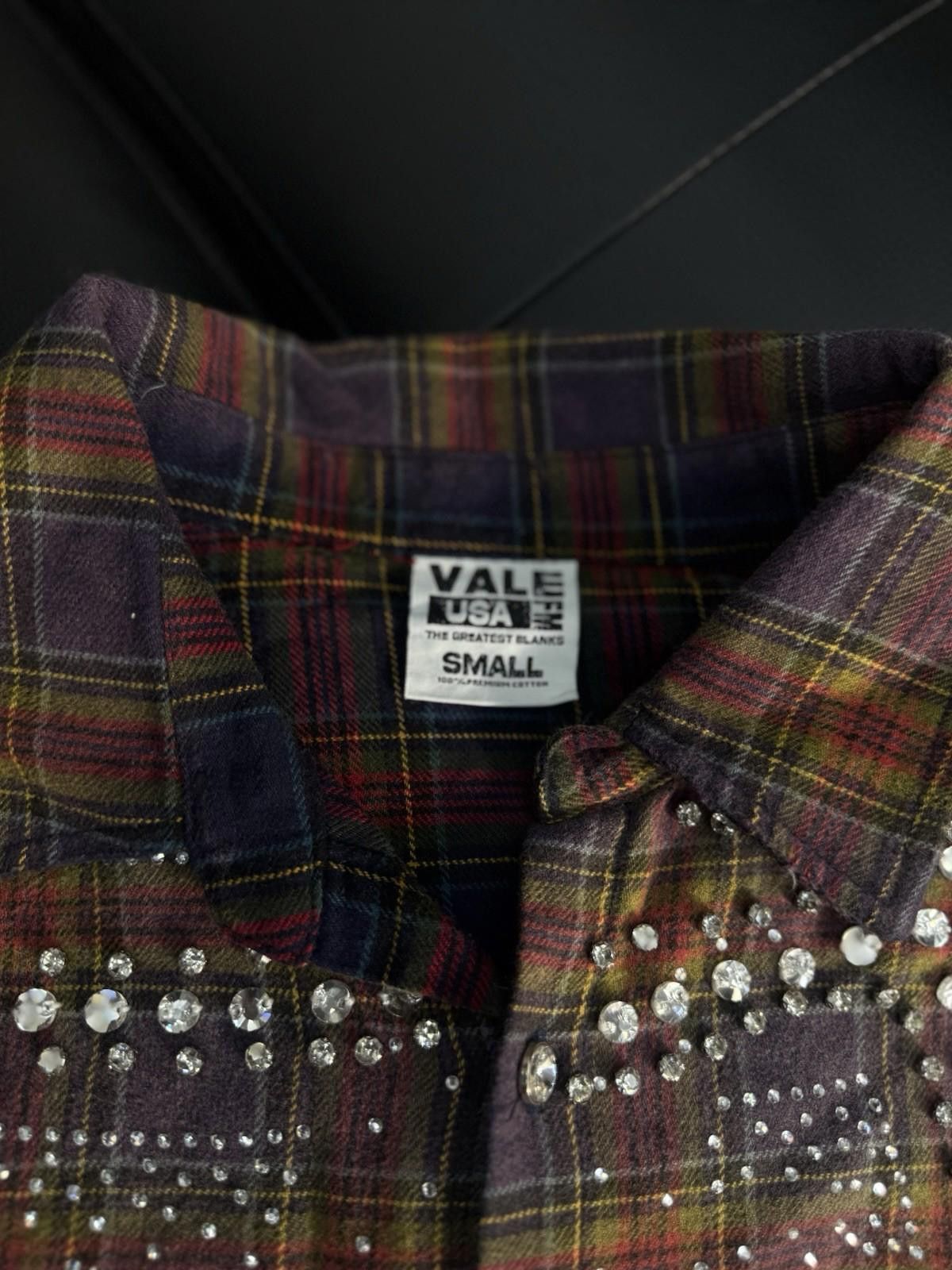 Vale Valley Dreams Full Crystal Stone Flannel Size (S) New Size US S / EU 44-46 / 1 - 7 Thumbnail