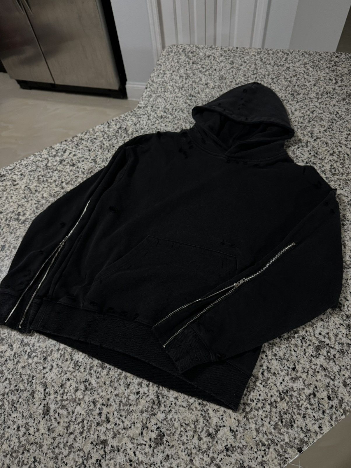 Japanese Brand Distressed black hoodie Size US M / EU 48-50 / 2 - 1 Thumbnail