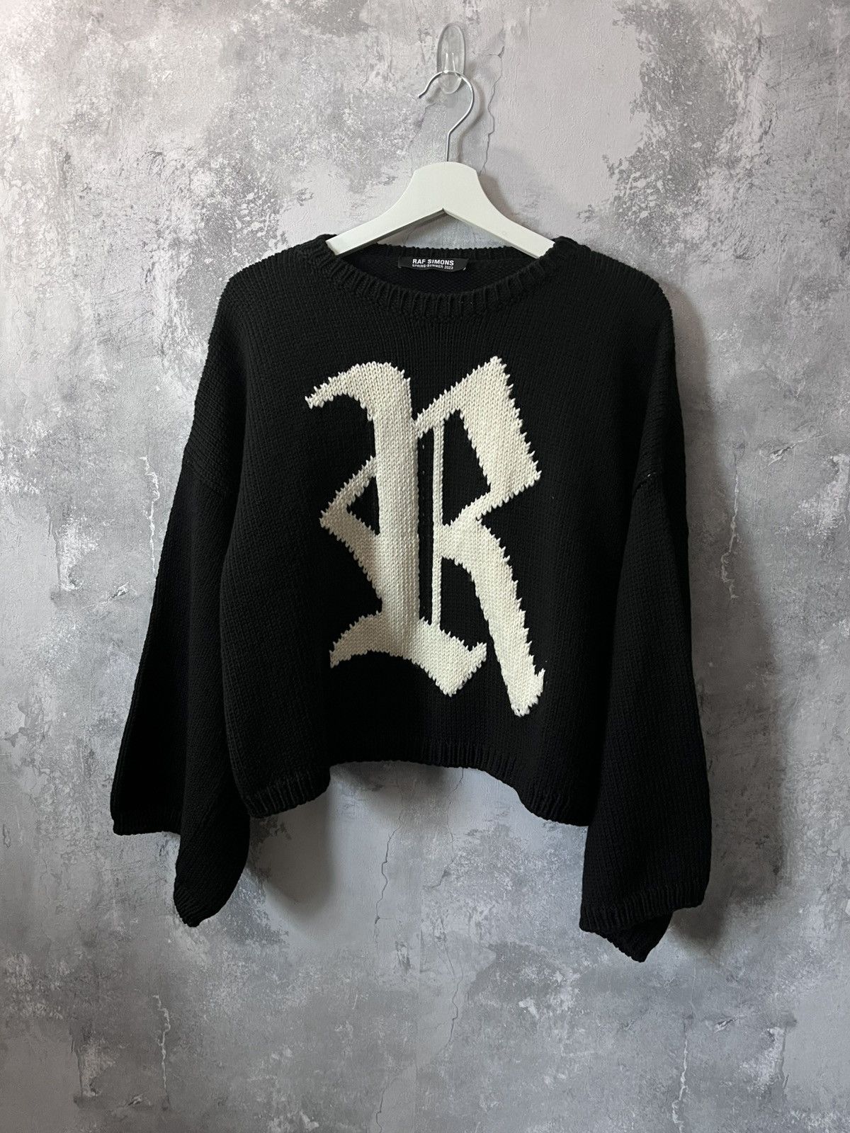 Raf Simons Raf Simons S/S 23 cropped R sweater wool Size US M / EU 48-50 / 2 - 1 Thumbnail