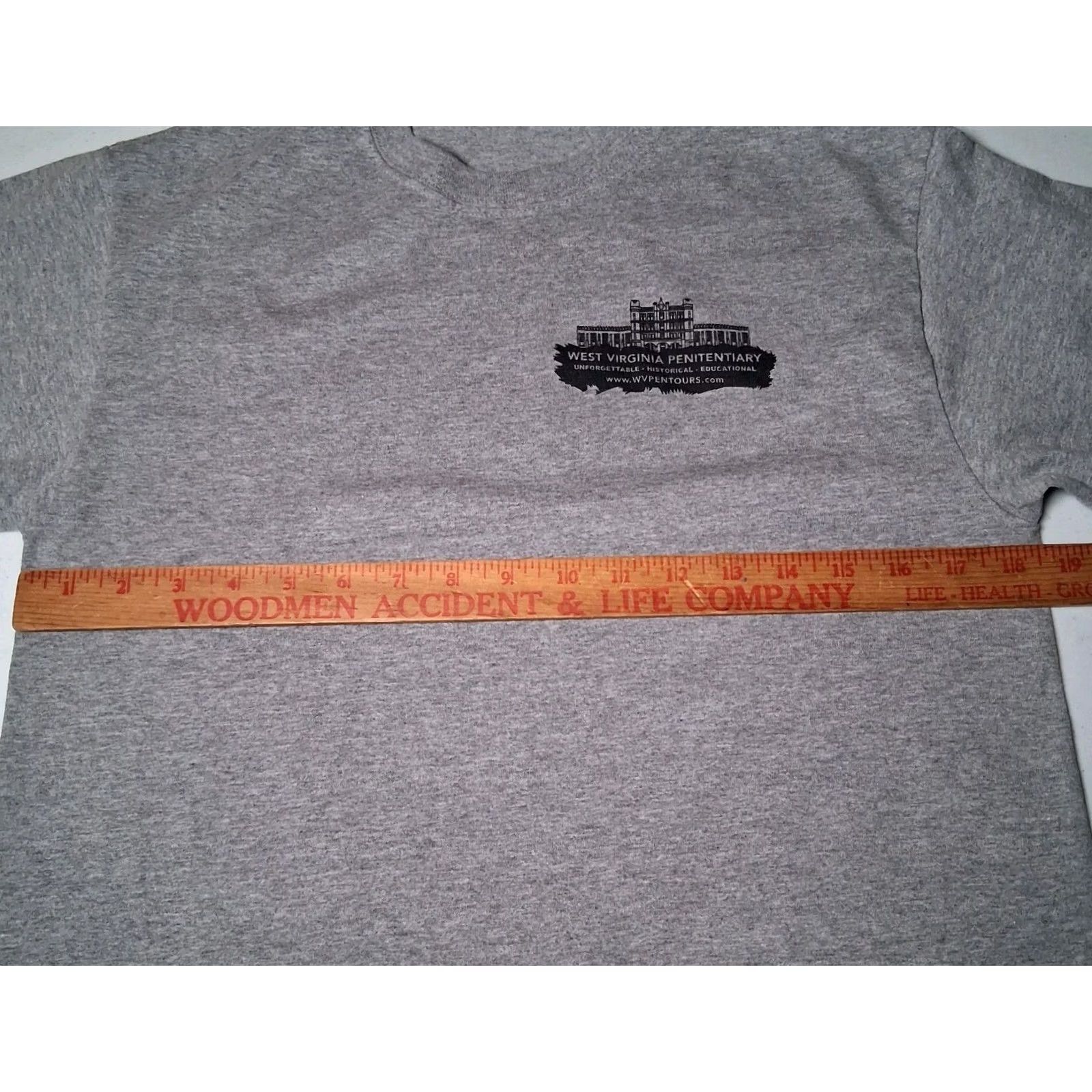 Jerzees VINTAGE West Virginia Penitentiary Shirt Medium Gray Moundsville Historic Prison Jail Size US M / EU 48-50 / 2 - 4 Thumbnail