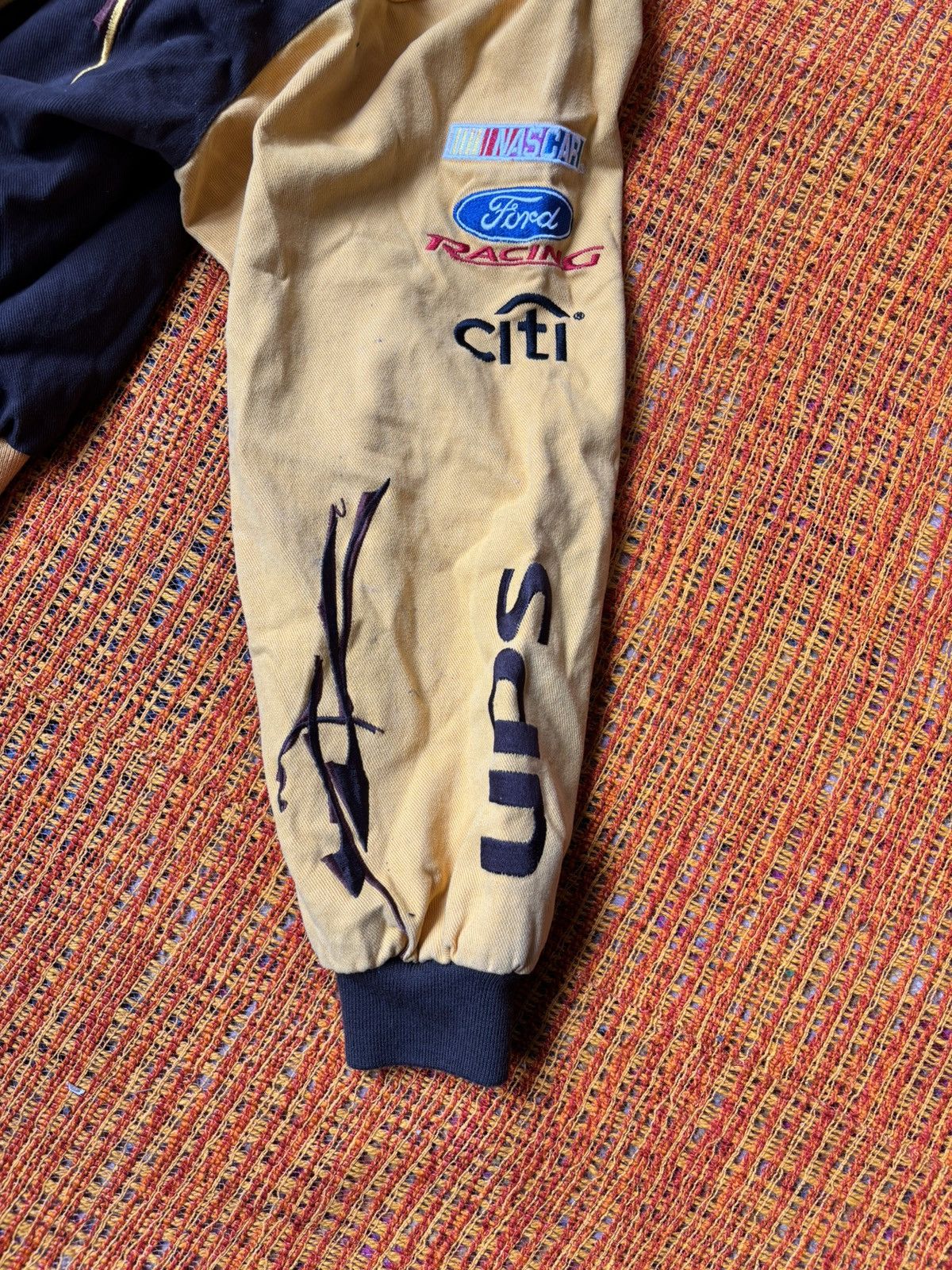 Chase Authentics NASCAR UPS Racing Team brown & yellow jacket Size US L / EU 52-54 / 3 - 4 Thumbnail