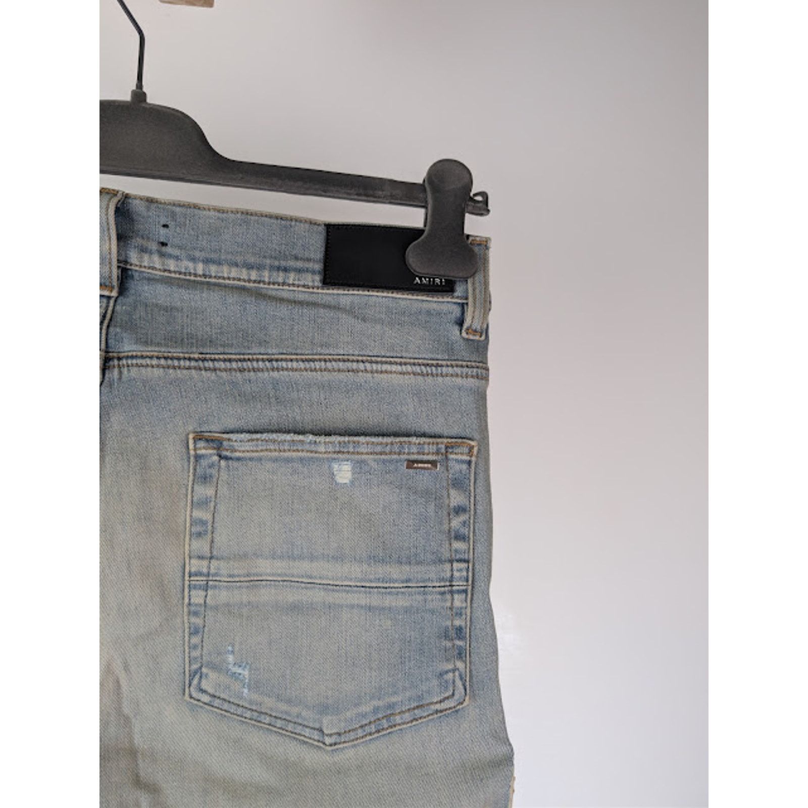 Amiri o1rshd1 Varsity Eagle Logo Skinny Jeans in Antique Indigo 33 Size US 33 - 15 Thumbnail