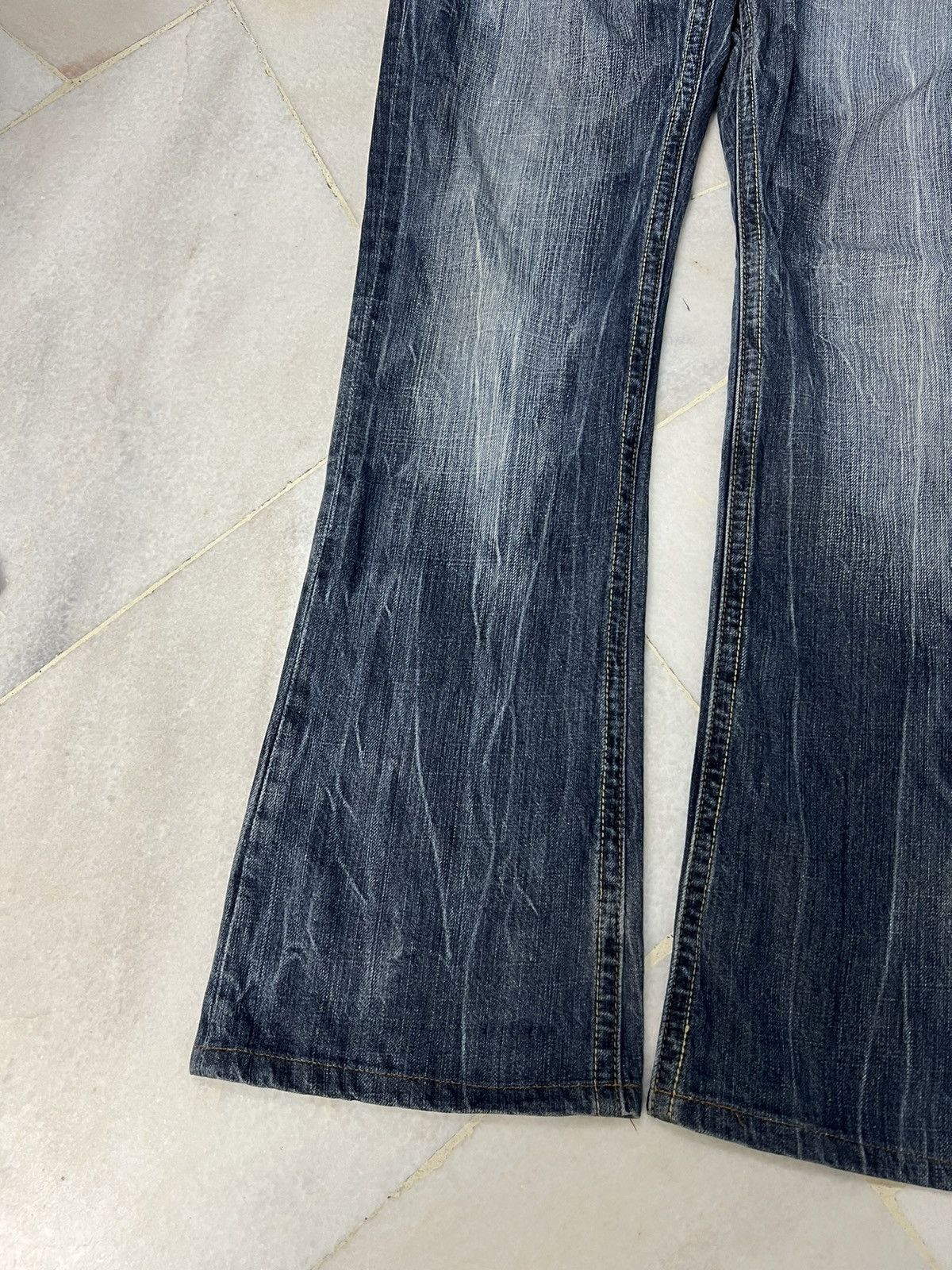 If Six Was Nine × Le Grande Bleu (L.G.B.) JAPANESE BRAND ANTI-LABEL FLARE JEANS VERY RARE Size US 31 - 3 Thumbnail