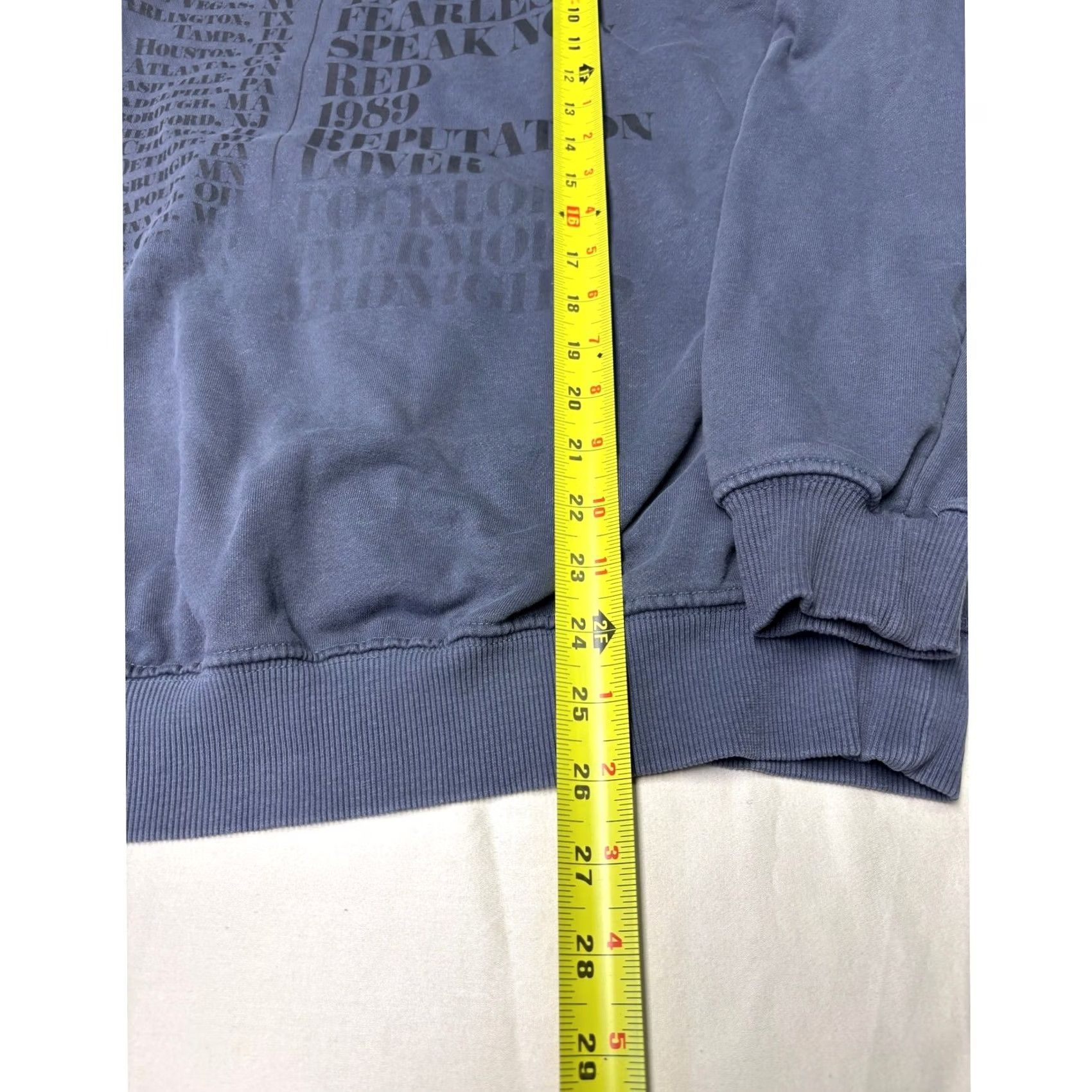 Vintage Taylor Swift The Eras Tour Blue Crewneck Sweatshirt S Womens Merch Concert 2023 Size S / US 4 / IT 40 - 7 Thumbnail