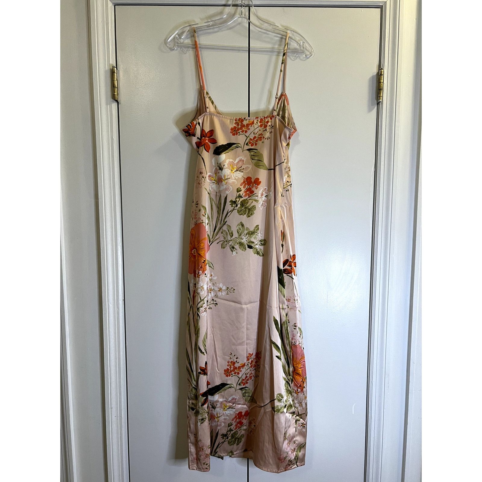Lulus Lulus Remarkable Entrance pink floral print satin midi dress Size M / US 6-8 / IT 42-44 - 7 Thumbnail