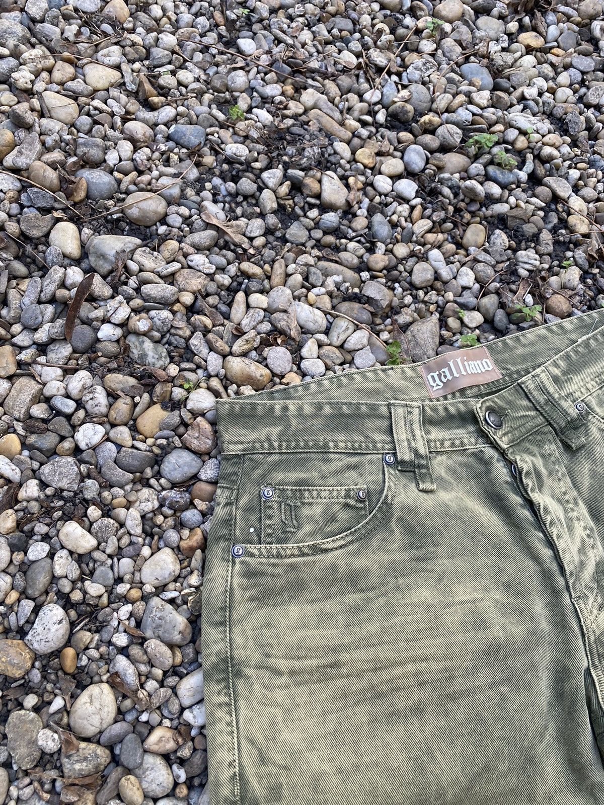 John Galliano Galliano Oveprinted Olive Denim Shorts Size US 34 / EU 50 - 3 Thumbnail