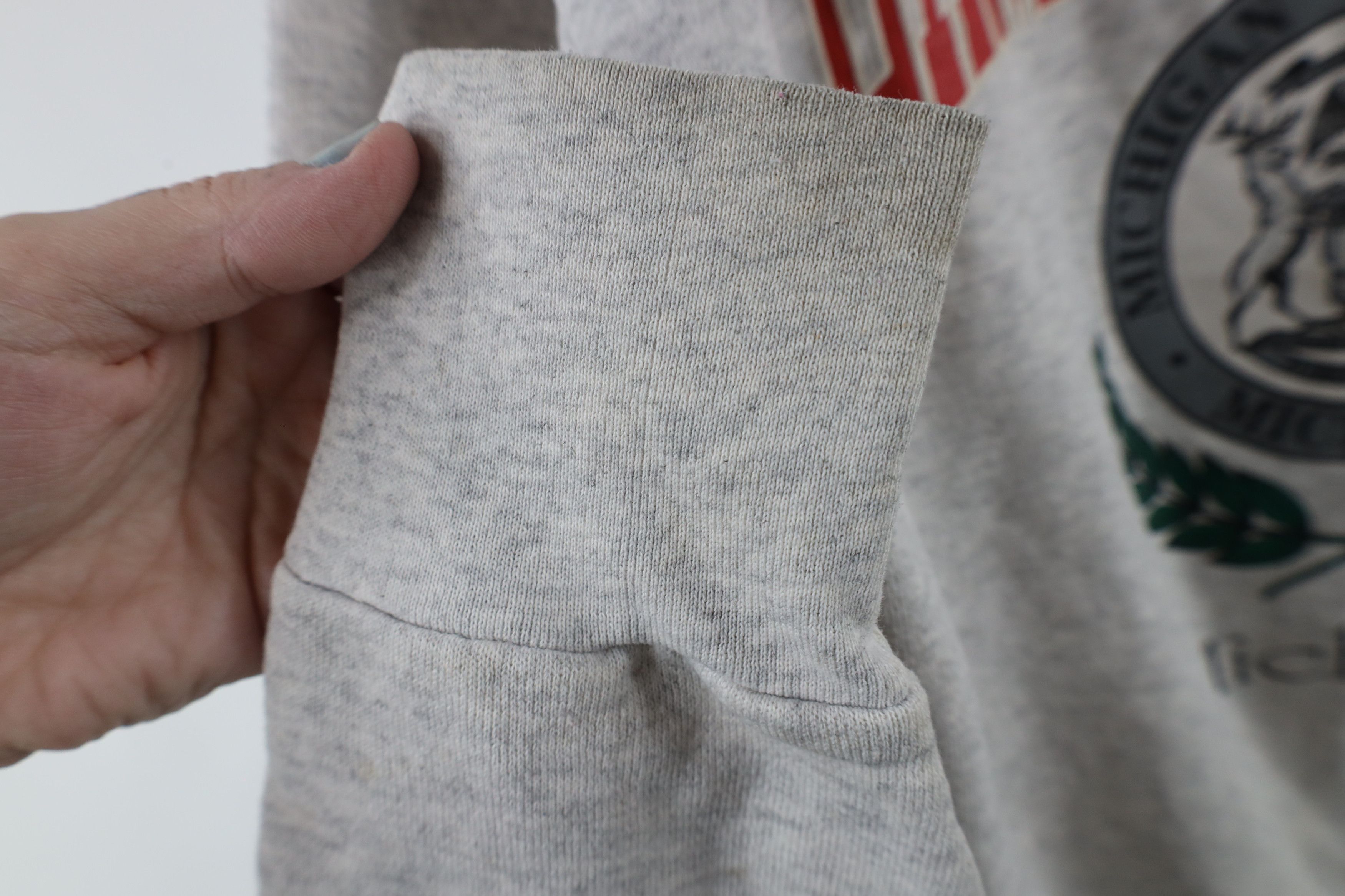 Vintage Vintage 90s Spell Out Lambertville Michigan Hoodie USA Size US L / EU 52-54 / 3 - 9 Thumbnail
