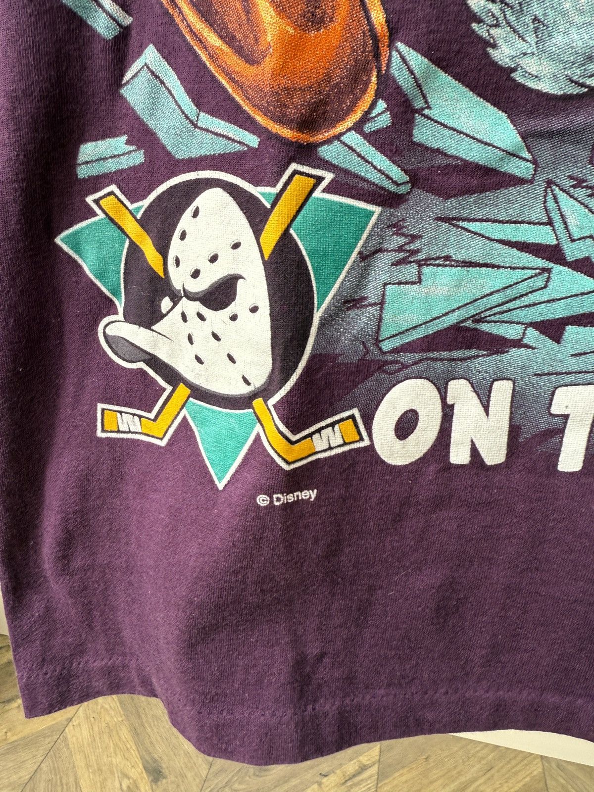 Other Vintage 1993 Salem Anaheim Mighty Ducks On The Pond T-Shirt Size US M / EU 48-50 / 2 - 7 Thumbnail