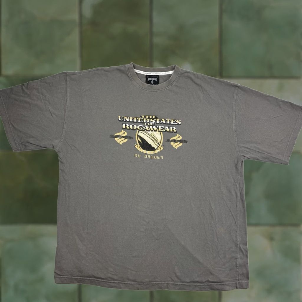 Rocawear VINTAGE Rocawear T Shirt Adult 2XL Gray Cotton Short Sleeve Crew Neck 90s Y2K Hip Hop Punk United States Of Rocawear Mens Size US XXL / EU 58 / 5 - 1 Thumbnail