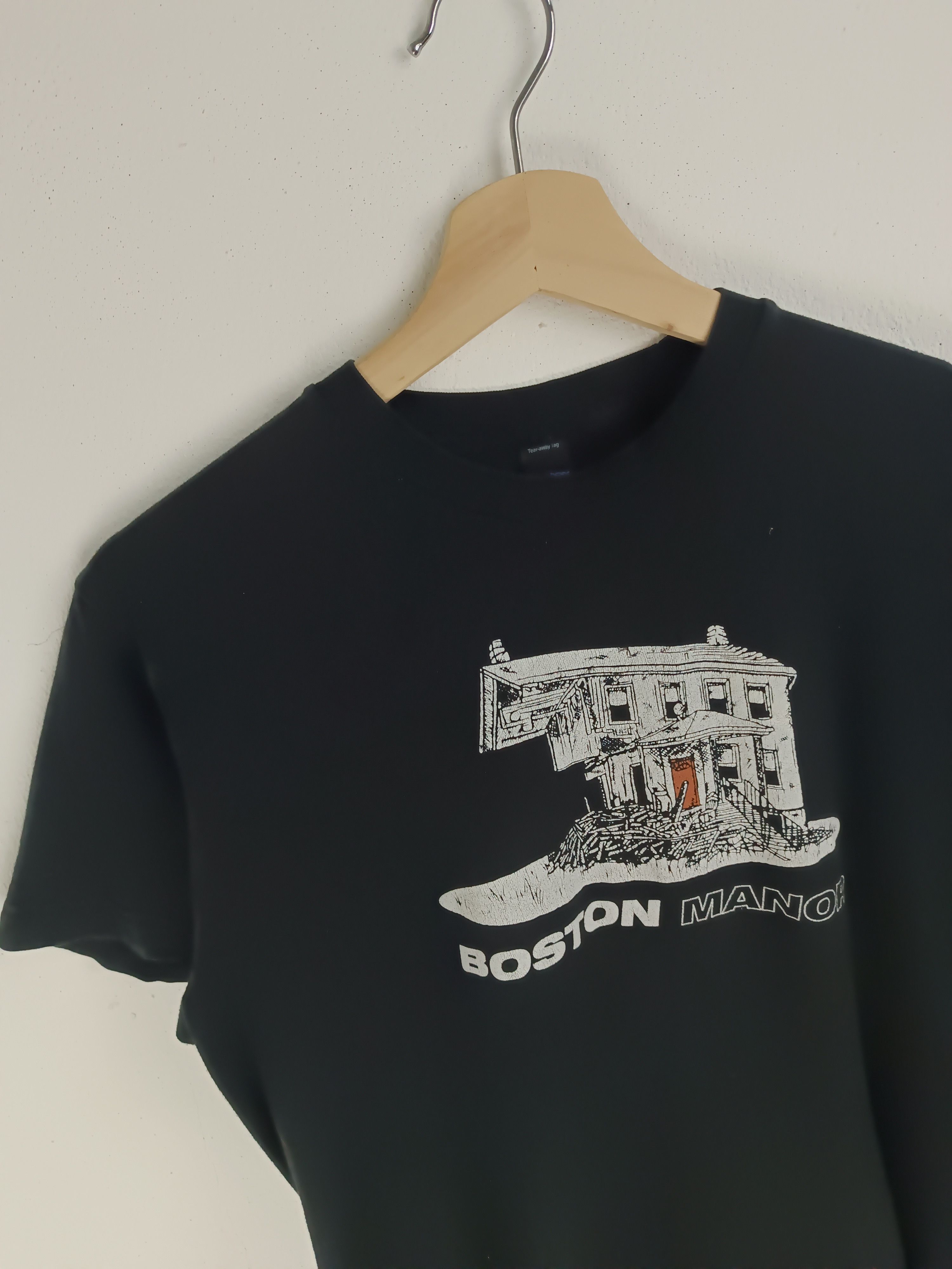 Band Tees VINTAGE Y2K FADED BOSTON MANOR (nothing seaway trophy eyes) Size US M / EU 48-50 / 2 - 8 Thumbnail
