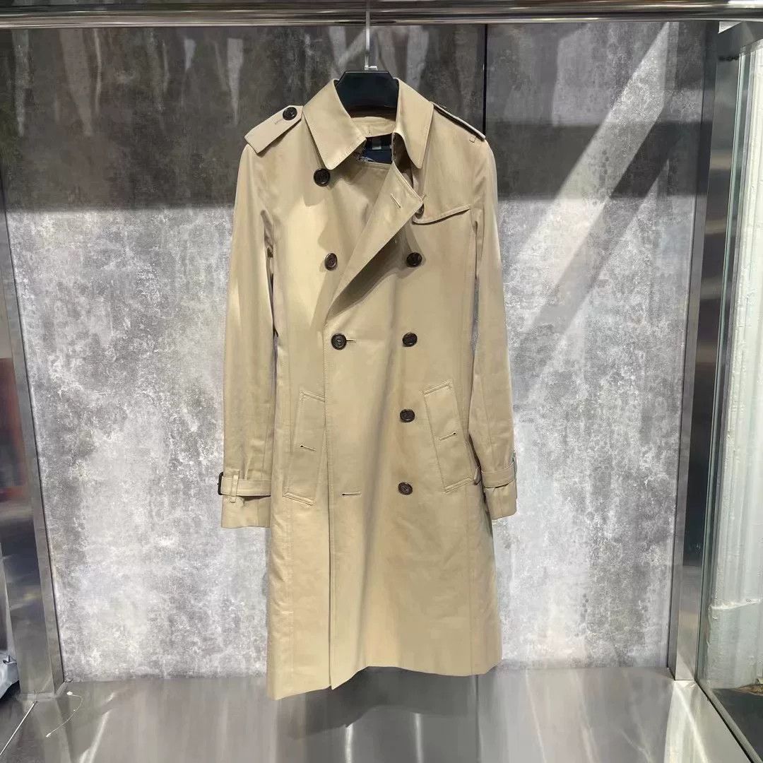 Burberry Burberry Coat M Women Size M / US 6-8 / IT 42-44 - 1 Thumbnail
