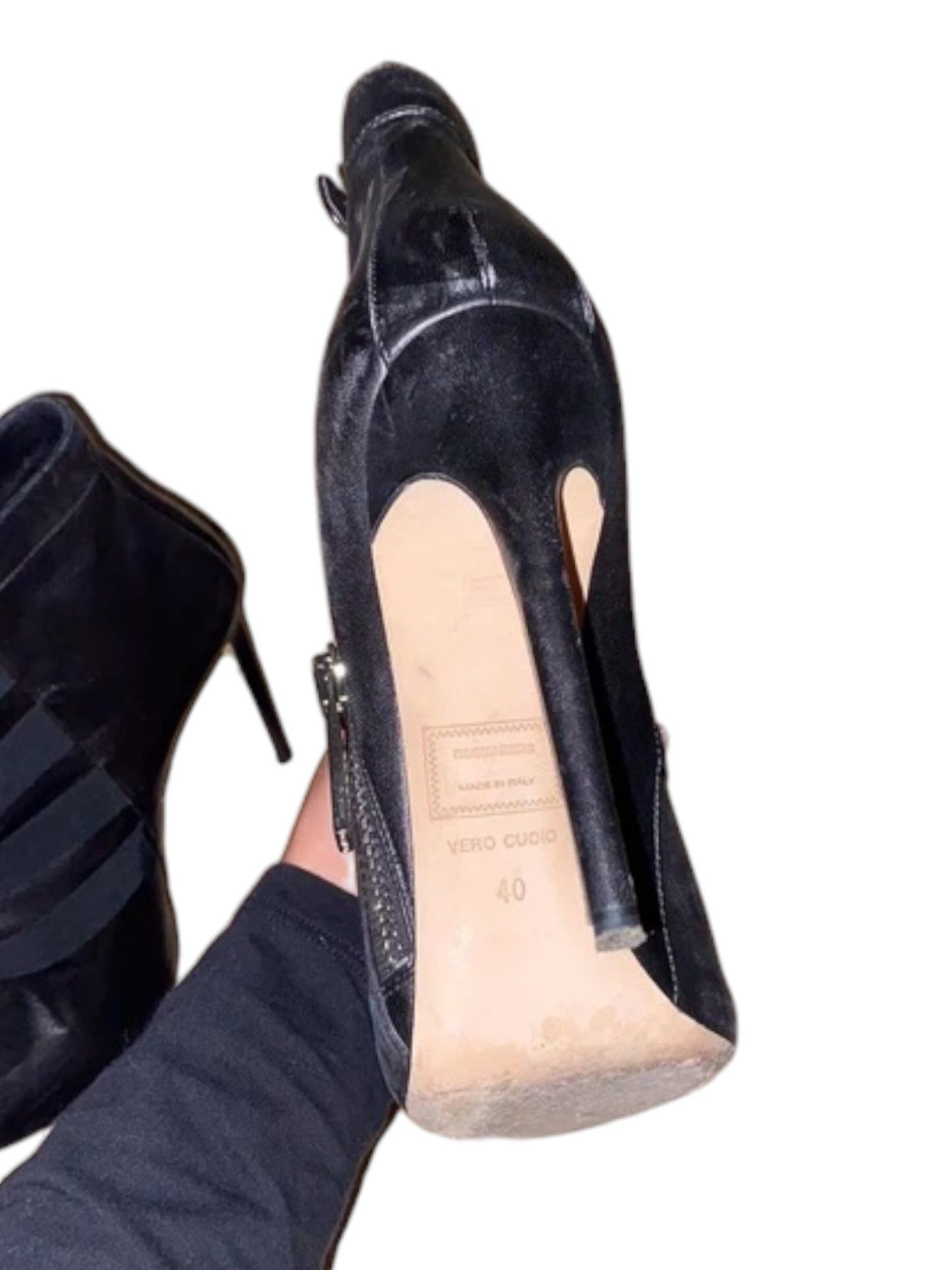 Dsquared2 Dsquared² Black Leather Strap-Detail Ankle Boots Size US 7 / EU 40 - 2 Thumbnail