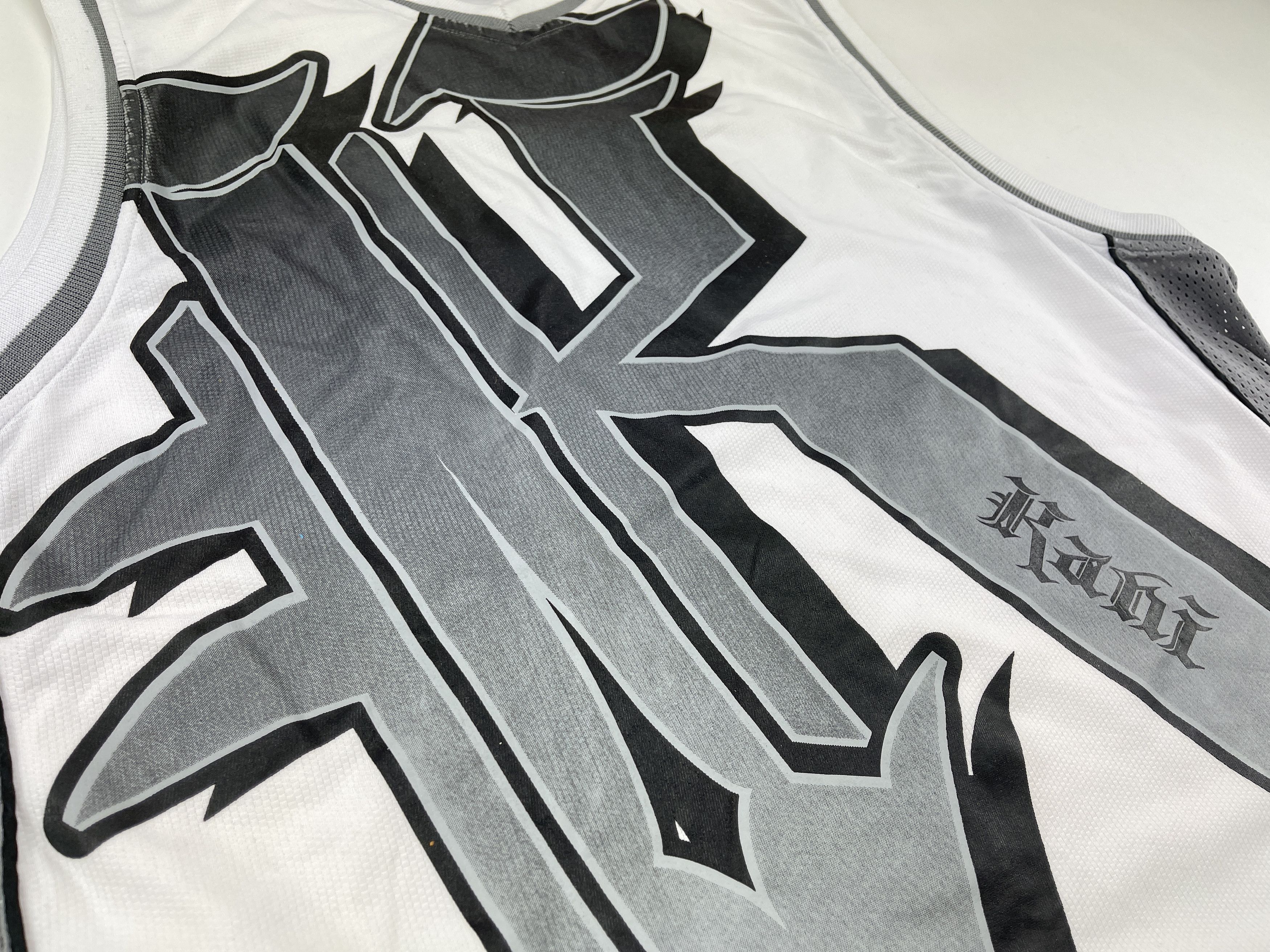 Karl Kani Karl Kani t-shirt, vintage 90s, 1990s hip hop, Y2K, size L Size US L / EU 52-54 / 3 - 6 Thumbnail