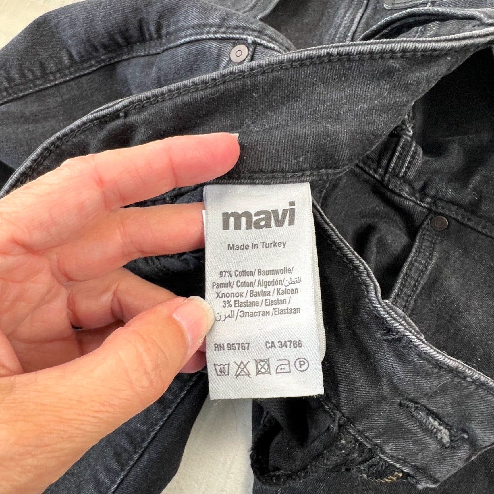 Mavi Mavi Womens Jeans 25 Anika Crop Flare Black Denim Frayed Edges Mid Rise Size 42" / US 20 - 5 Thumbnail