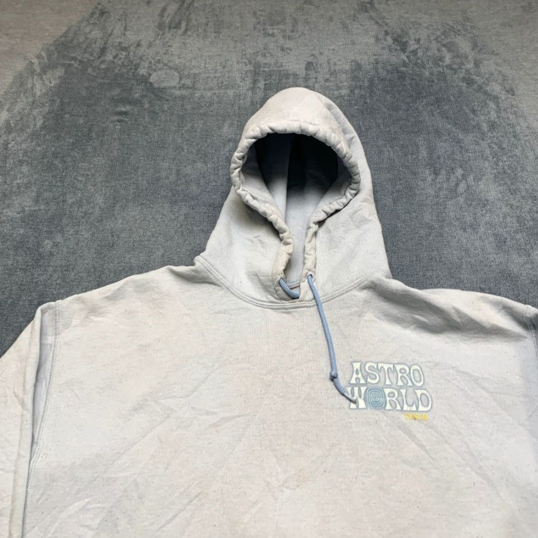 Hereu VINTAGE Astroworld Wish You Were Here Tour Staff Hoodie Mens XL Blue Fleece Lined Casual Size US XL / EU 56 / 4 - 4 Thumbnail