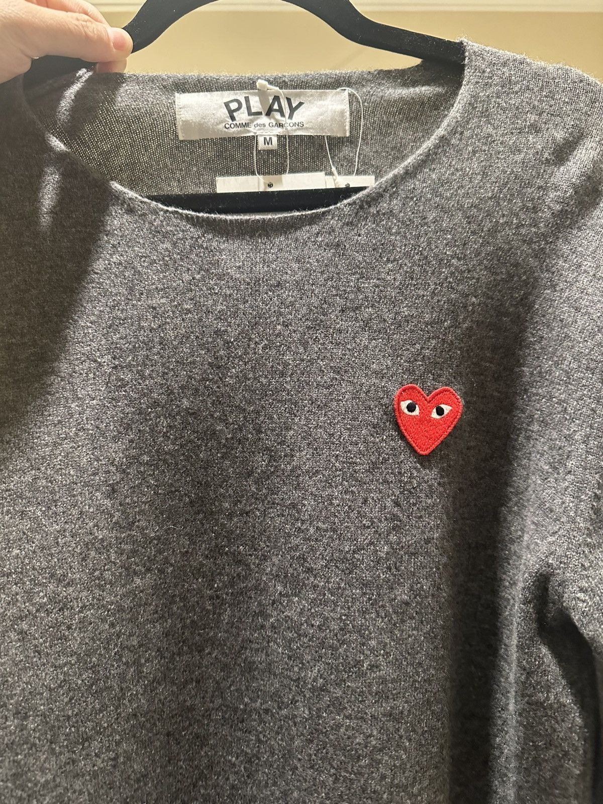 Comme des Garcons PLAY CDG PLAY Play Red Heart Crewneck Sweater Size US M / EU 48-50 / 2 - 3 Thumbnail