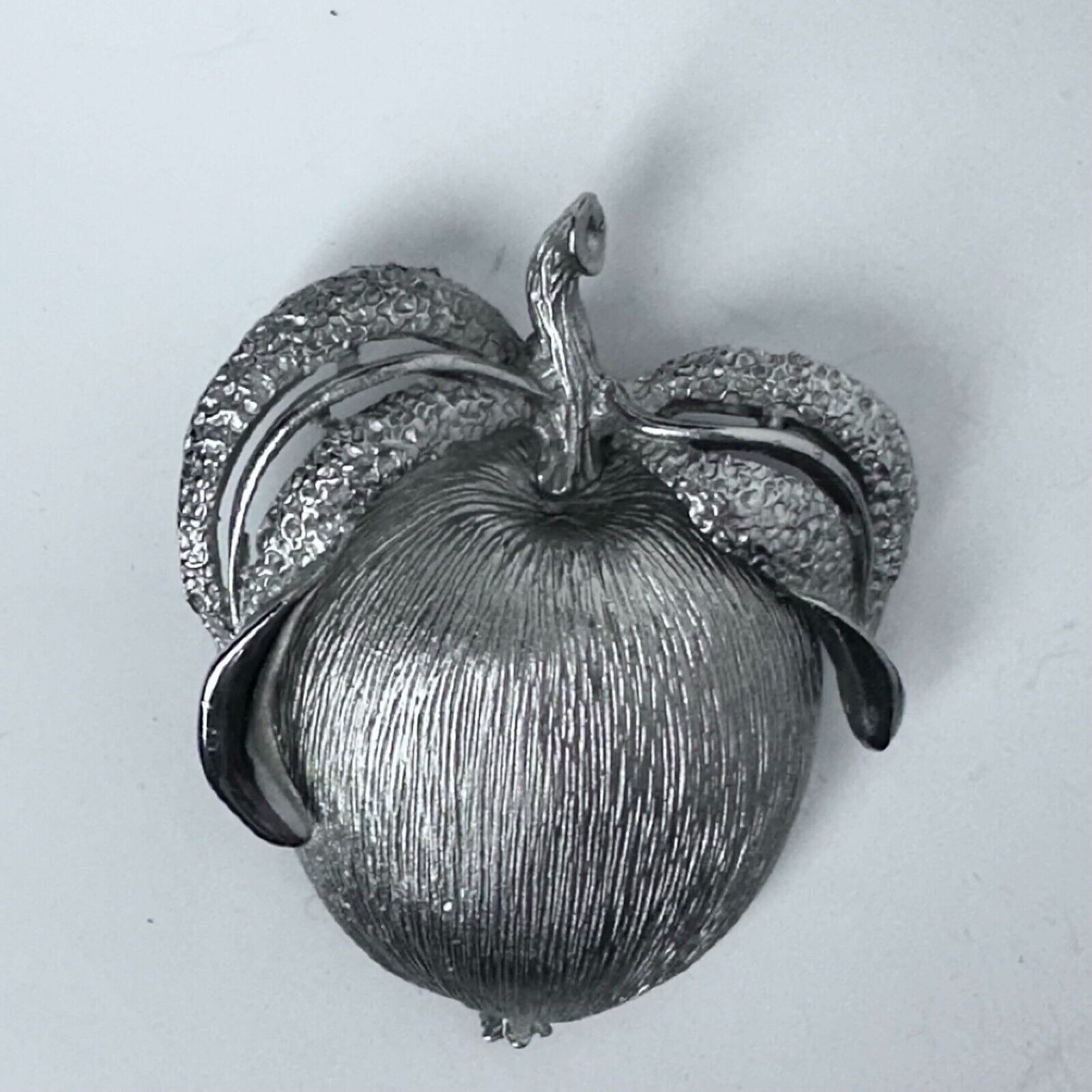 Other Sarah Coventry Vintage Silver Tone Apple Delight Brooch Pin Size ONE SIZE - 21 Thumbnail