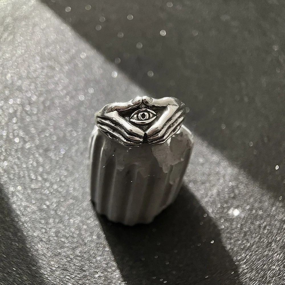 Japanese Brand × Jewelry × Vintage Eye & Hands Ring Size ONE SIZE - 5 Thumbnail