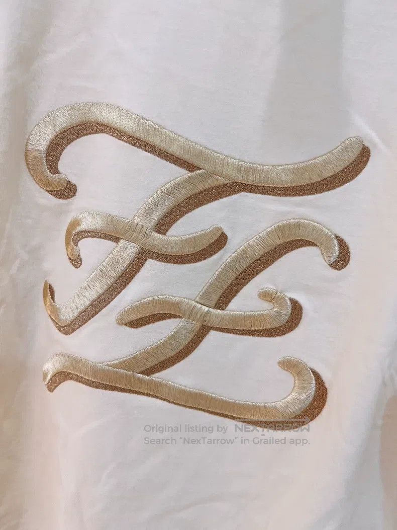 Fendi Fendi Embroidered Letter Short Sleeve Size XS / US 0-2 / IT 36-38 - 5 Thumbnail