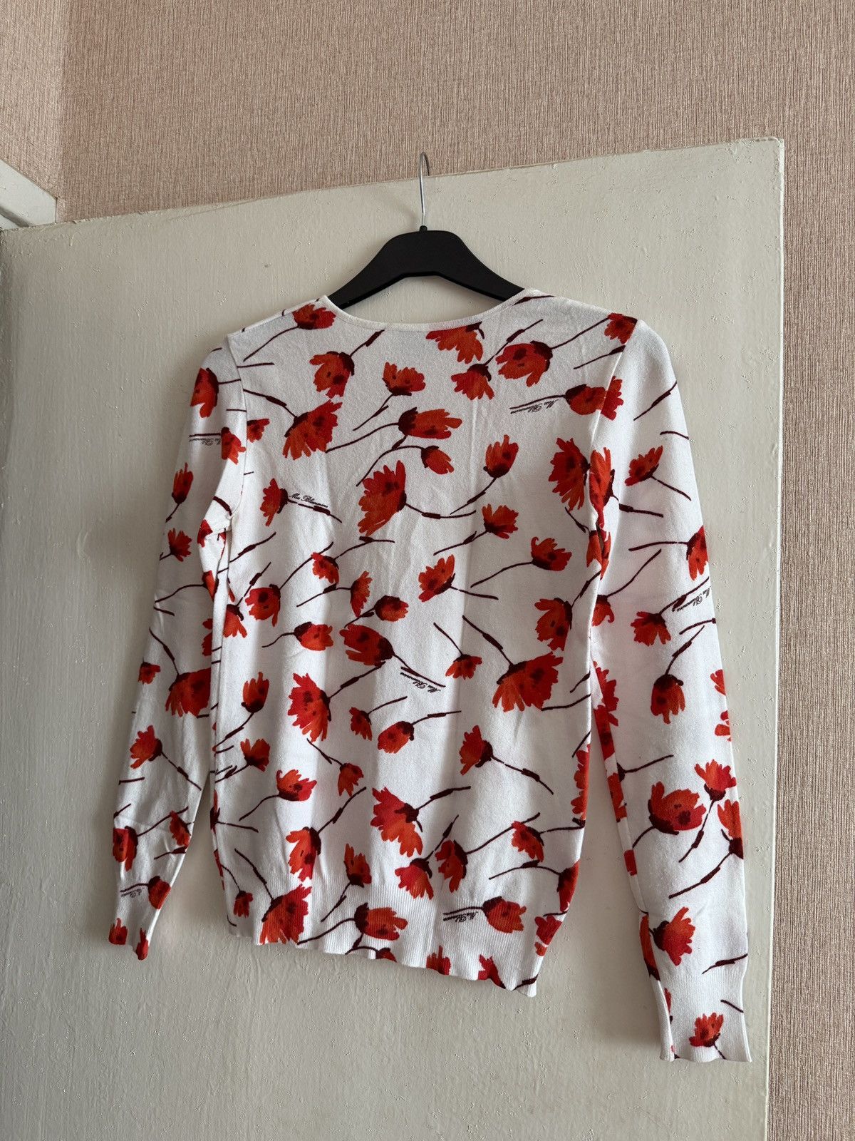 Blumarine Vintage Miss Blumarine Red Floral Cardigan White Knit Size L / US 10 / IT 46 - 15 Thumbnail