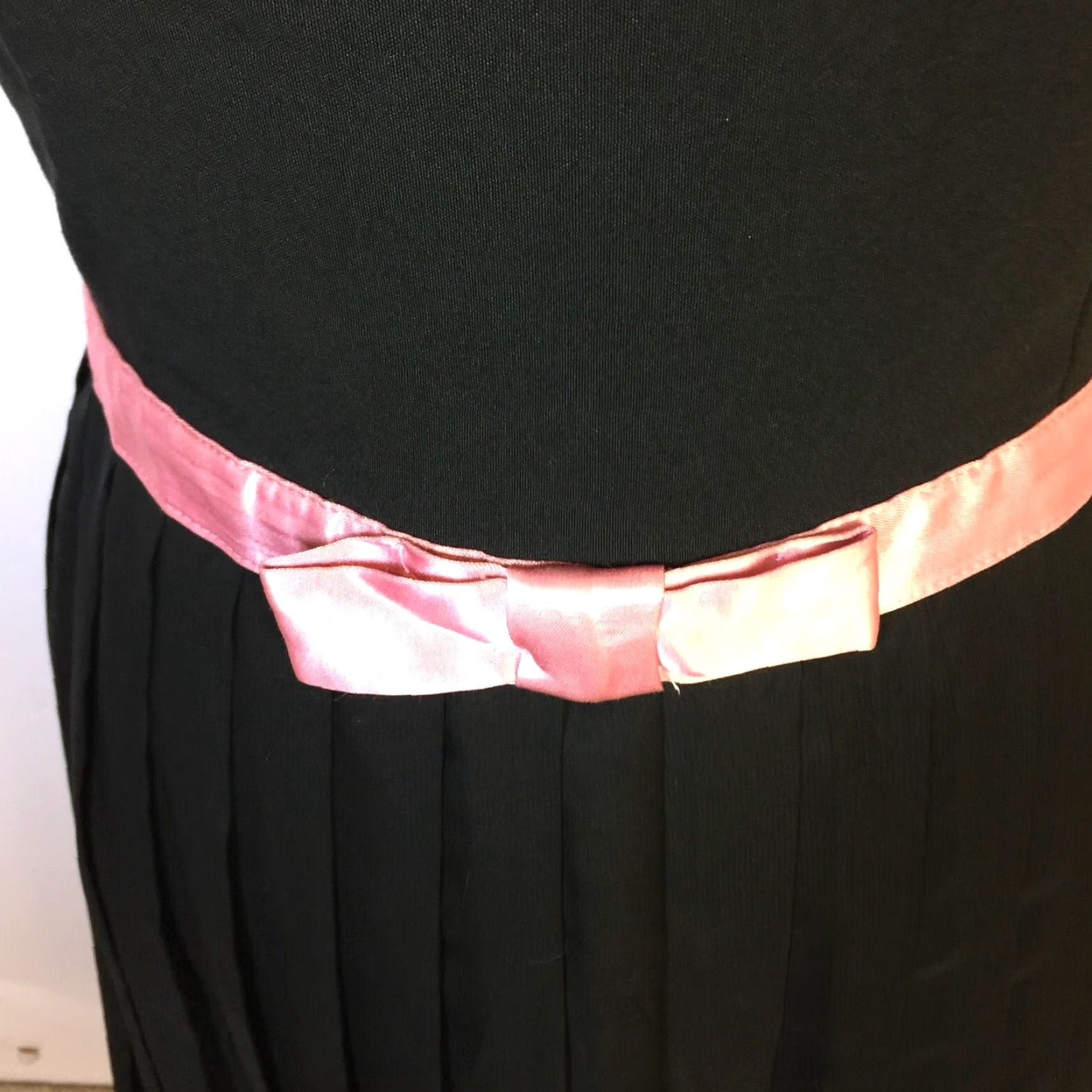 VINTAGE Rampage Strapless Fit & Flare Dress WOMAN Size 9 Black Pink Pleated Y2K 80s 90s Dress