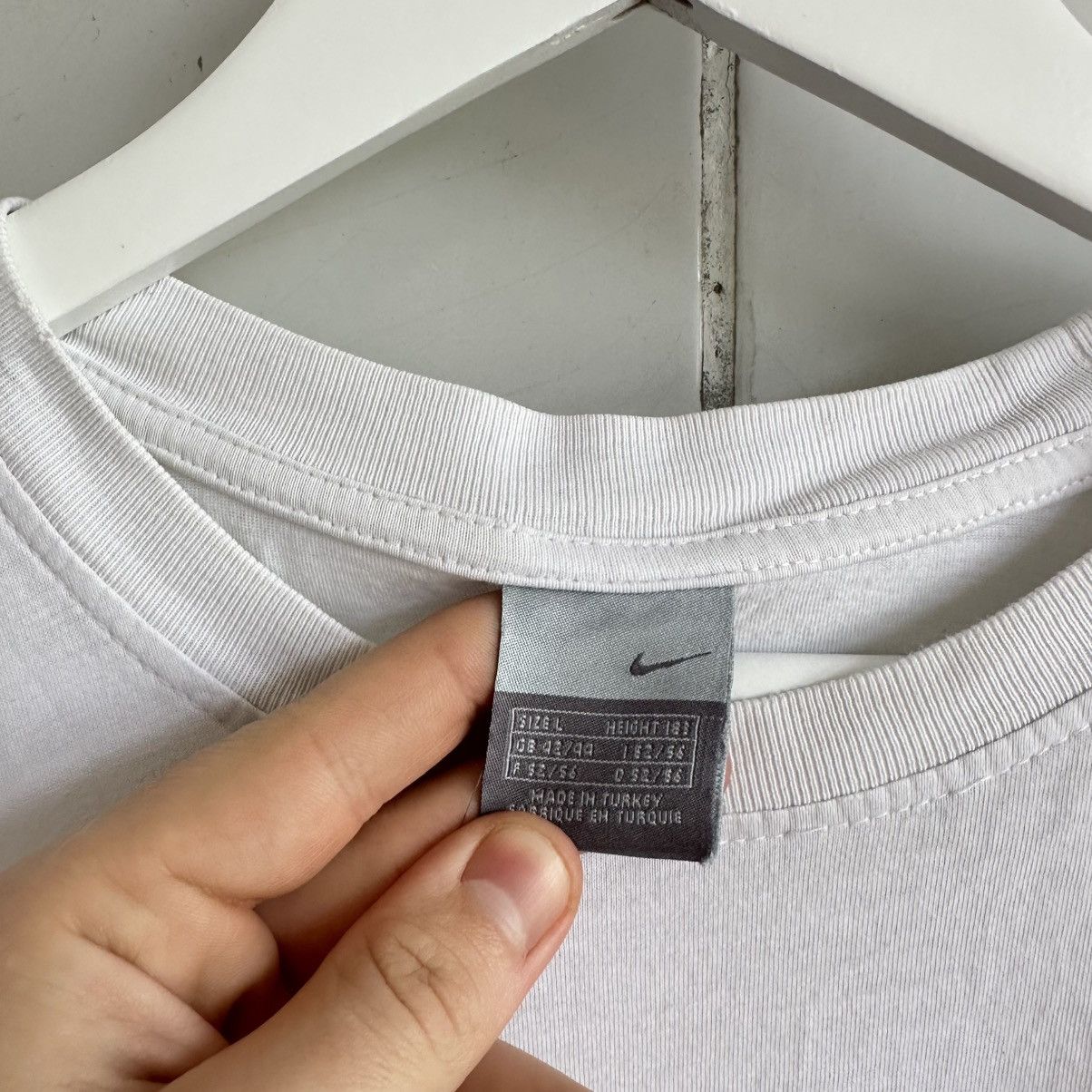 Japanese Brand × Nike Vintage Japanese Style Adult Nike T-shirts Band SK8 Y2K Tee Size US L / EU 52-54 / 3 - 9 Thumbnail