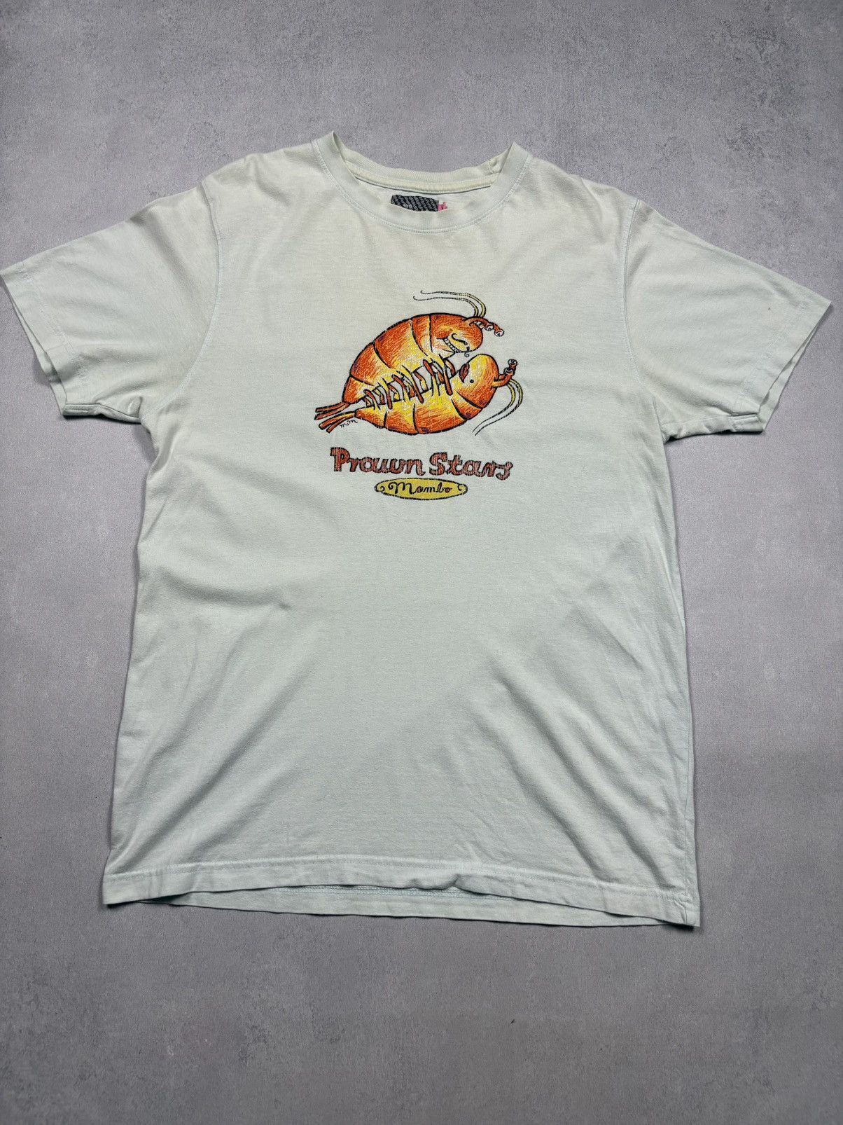 Mambo Vintage Prawn Stars Mambo 2000s Graphic T-shirt Y2K Retro Size US M / EU 48-50 / 2 - 1 Thumbnail
