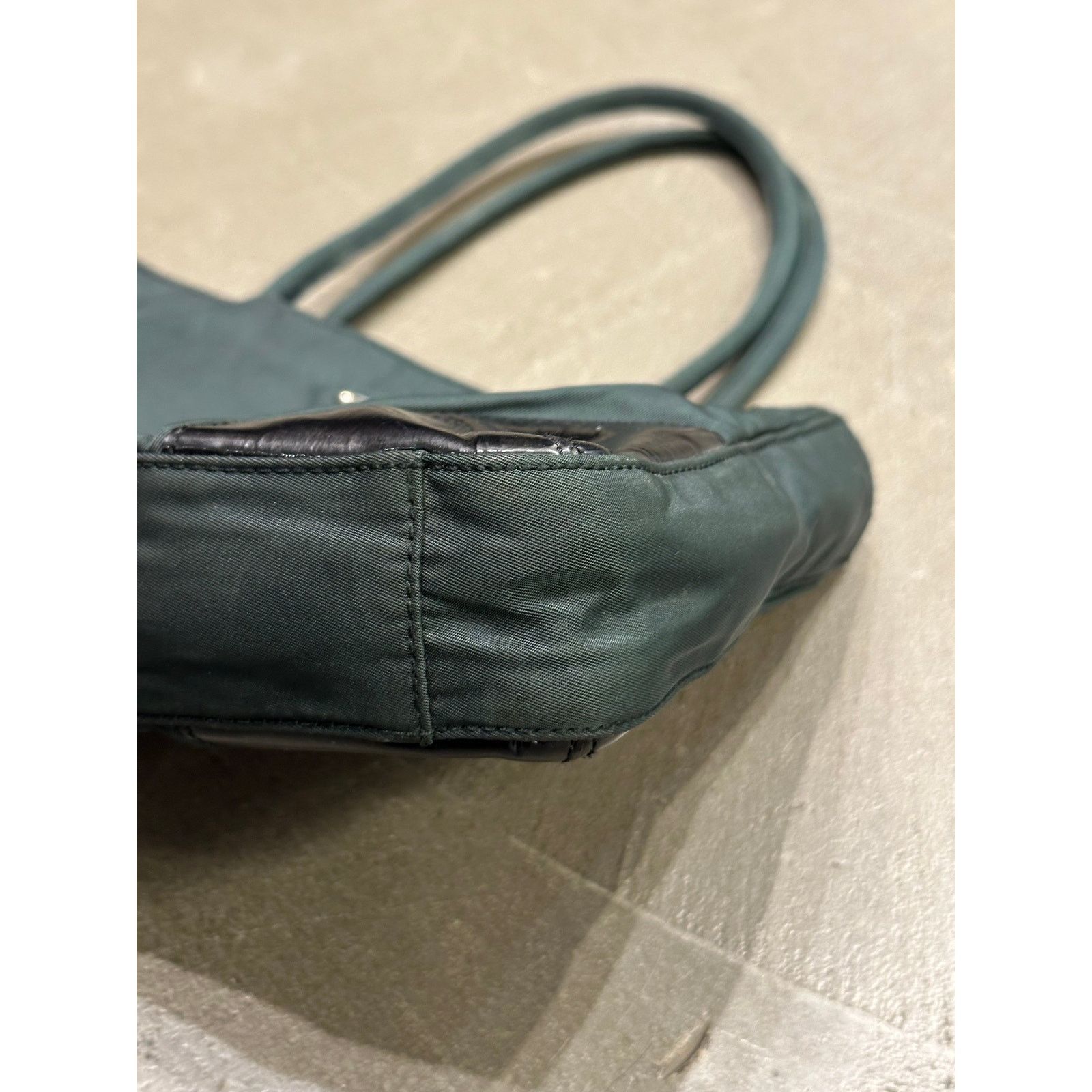 Prada Vintage Prada nylon bag Size ONE SIZE - 5 Thumbnail