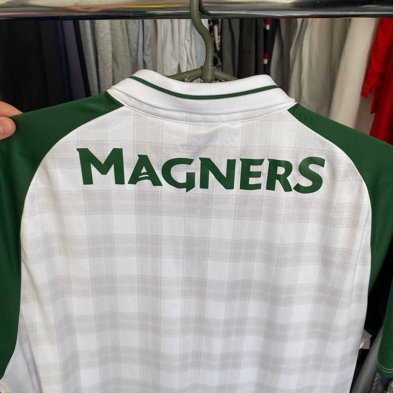 New Balance × Vintage Men’s New Balance FC Celtic Magners big logo jersey Size US M / EU 48-50 / 2 - 10 Thumbnail