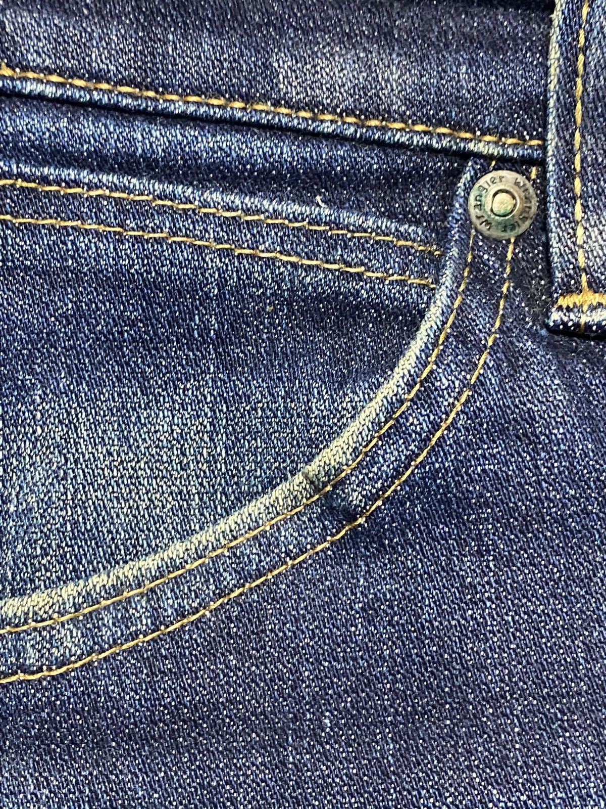Wrangler Vintage Wrangler Greensboro USA Distressed Loose Jeans Size US 29 - 7 Thumbnail