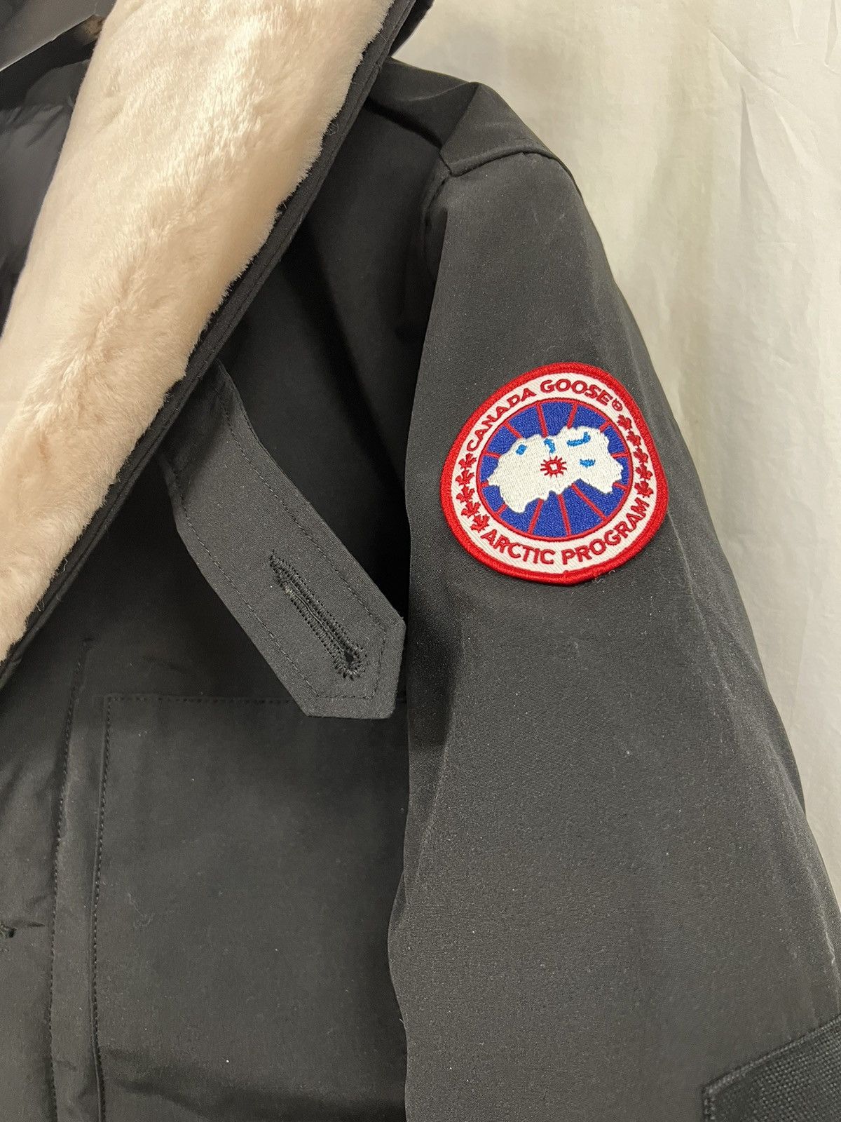 Canada Goose Men’s Mackinaw Parka in Fusion Fit - M [Limited Edition] Size US M / EU 48-50 / 2 - 2 Thumbnail