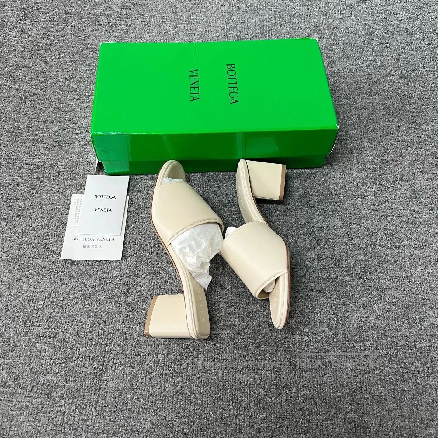 Bottega Veneta Bottega Veneta Women's Block Heel Mules. Size US 6 / IT 36 - 2 Thumbnail